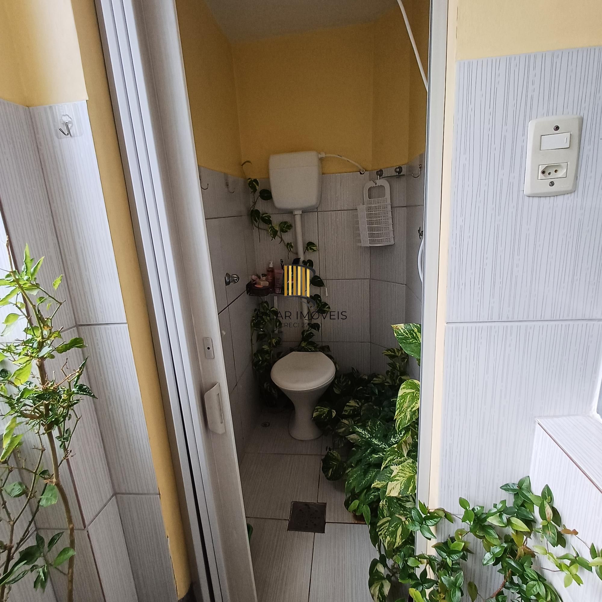 Vende-se apartamento com 2 quartos e 81 m² - Teresópolis