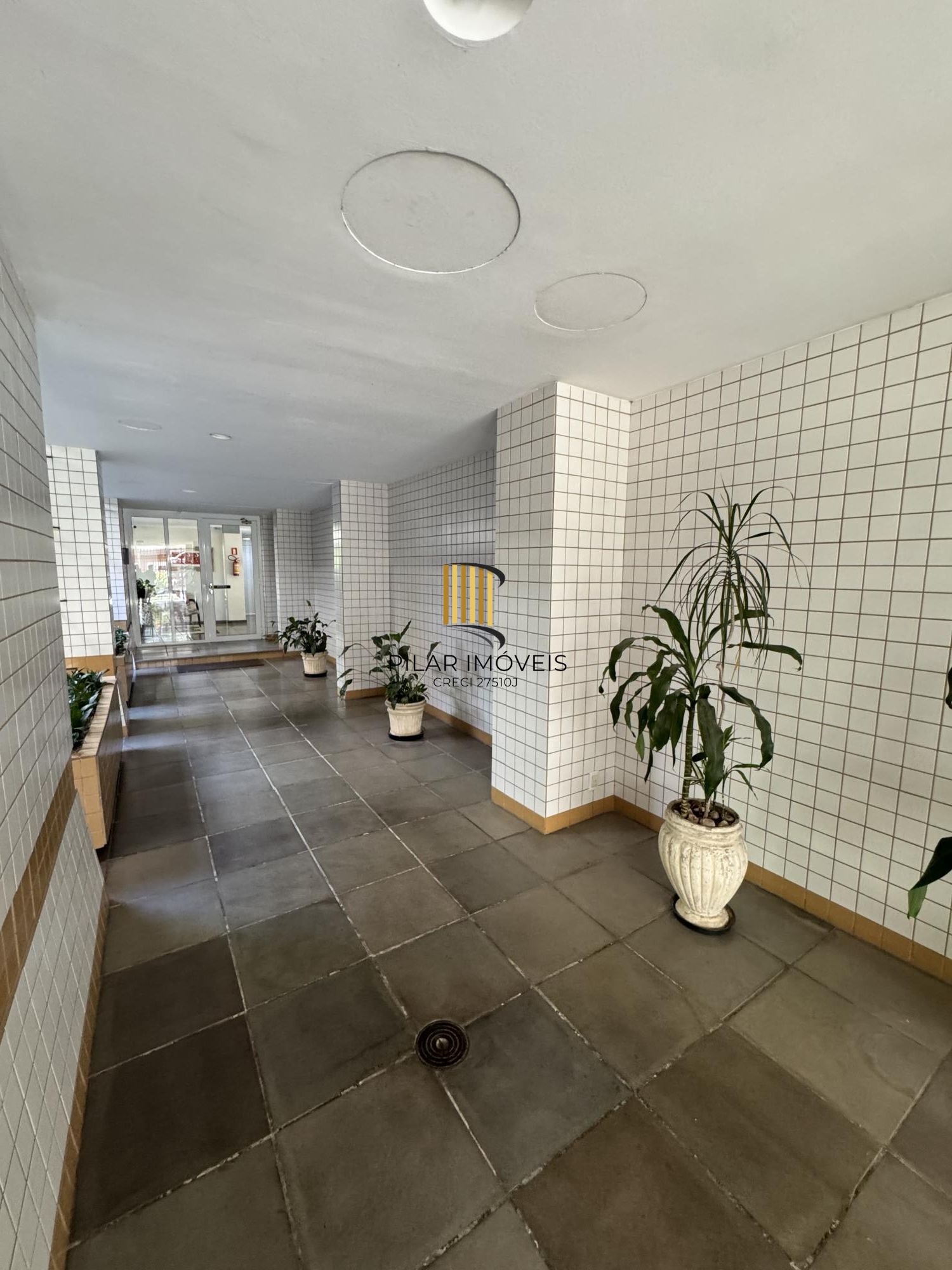 Duplex semimobiliado, desocupado e pronto para morar!