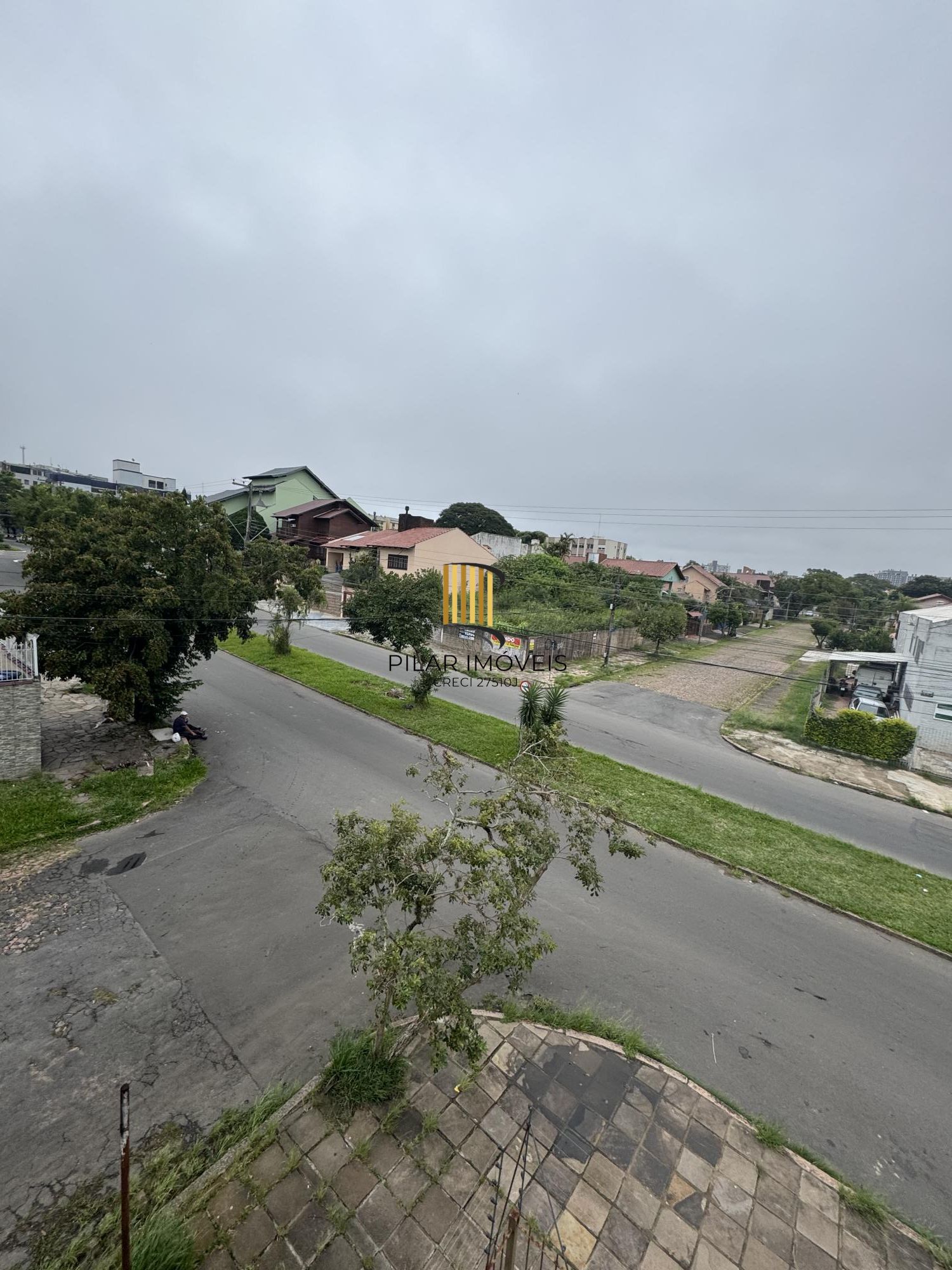 **Apartamento à Venda no Bairro Partenon, Porto Alegre, RS**