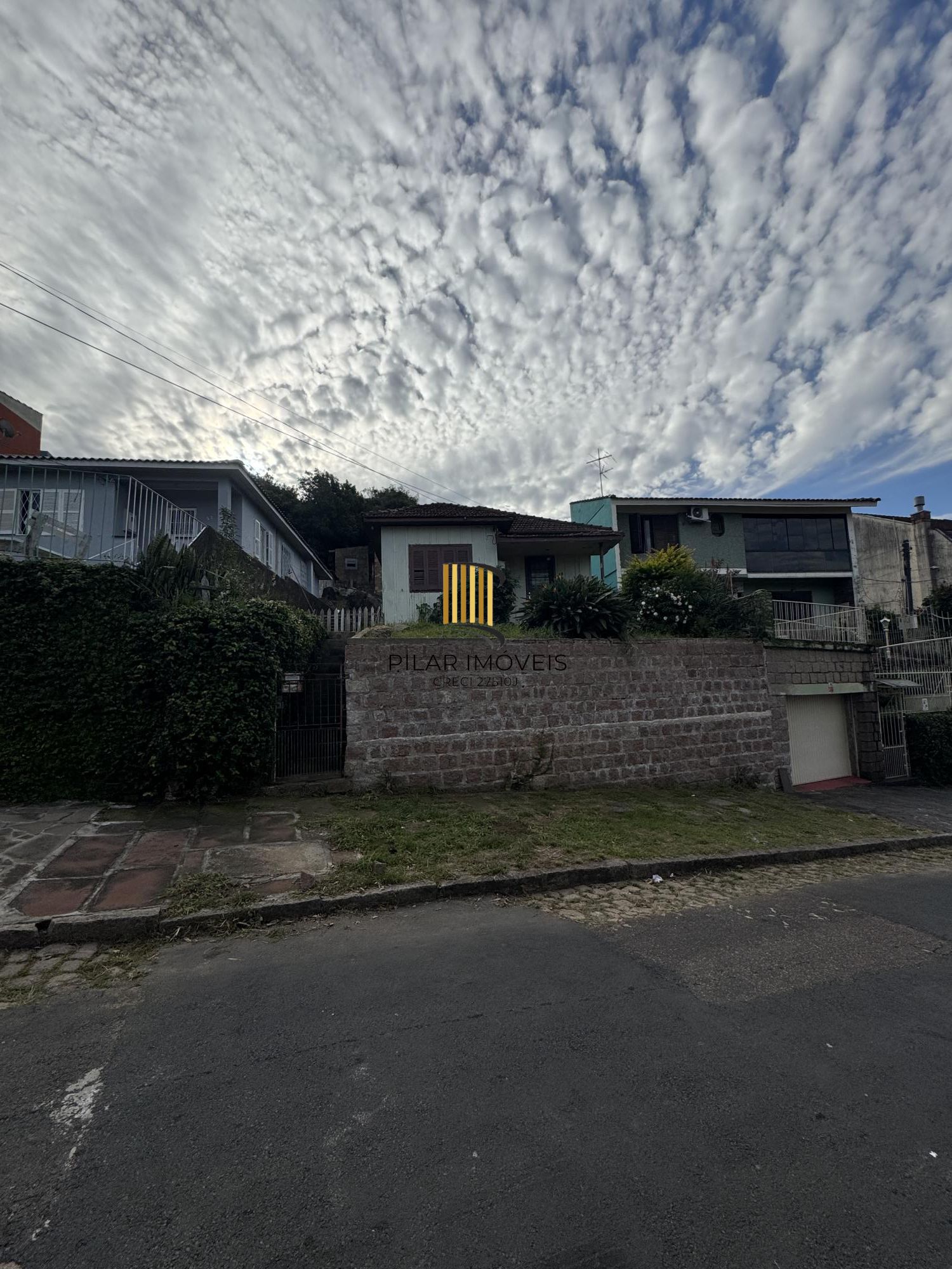 Terreno residencial à venda em Porto Alegre, bairro Teresópolis