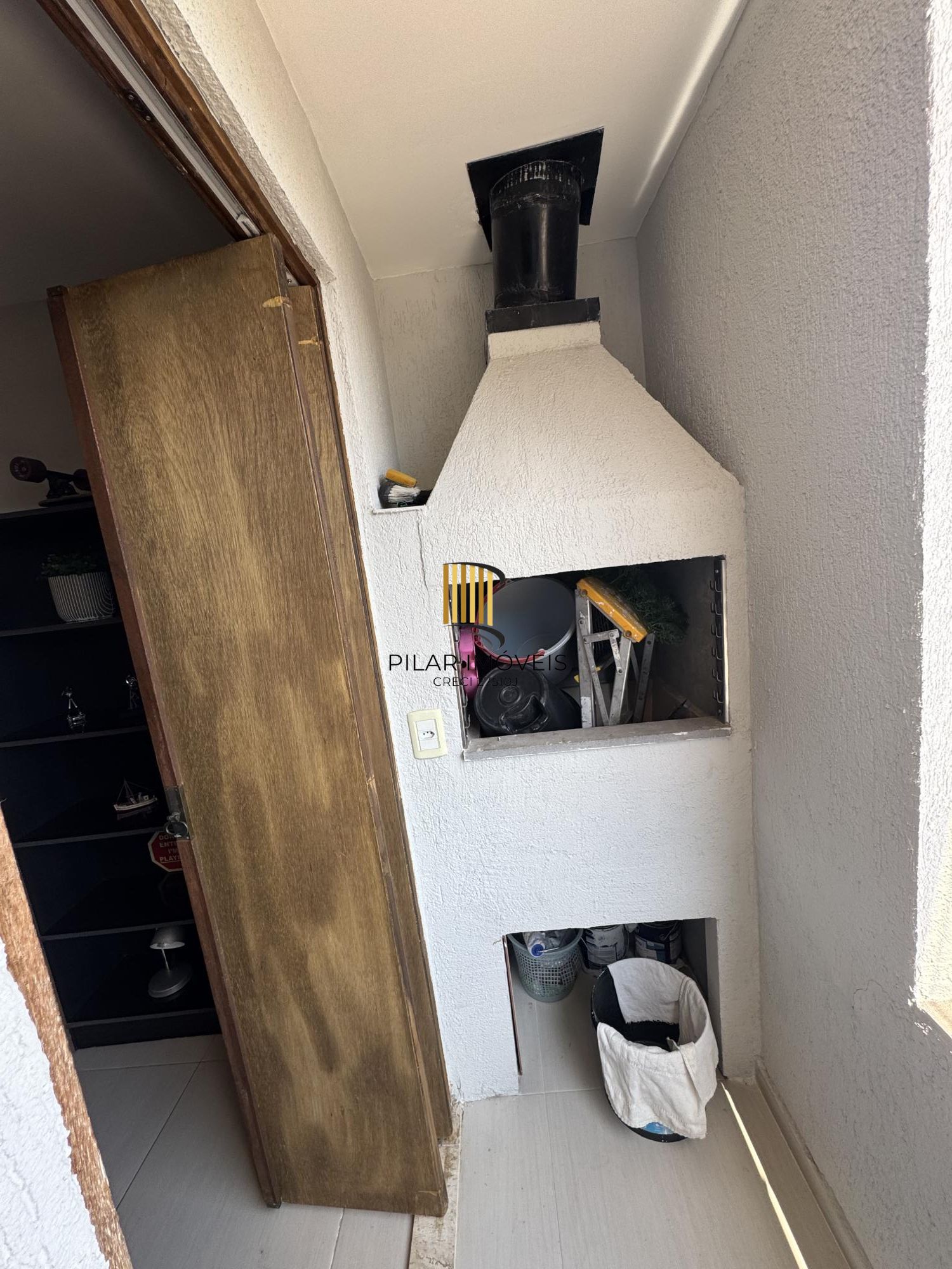 Duplex semimobiliado, desocupado e pronto para morar!