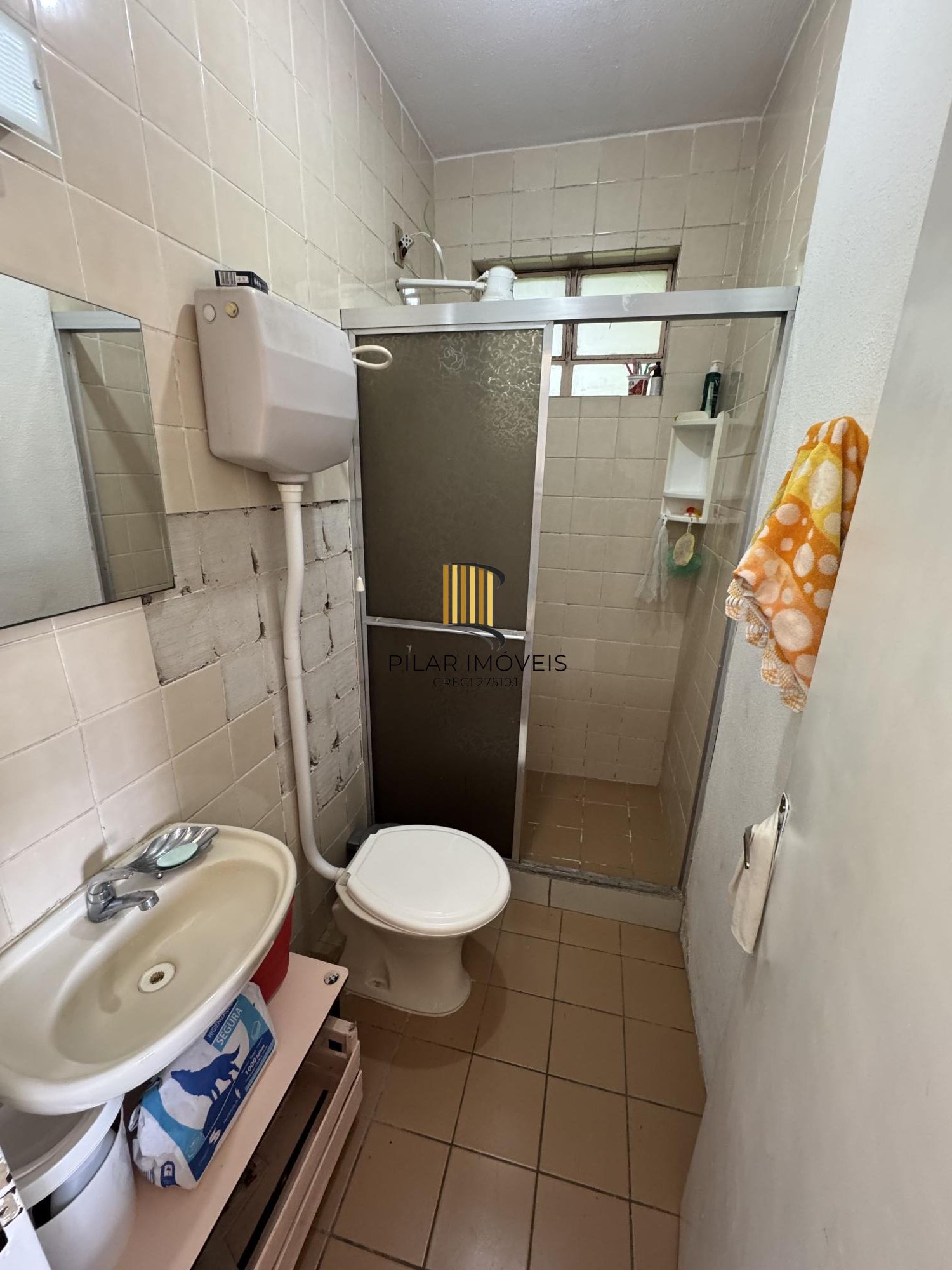 Apartamento de 1 quarto com estacionamento Rotativo.