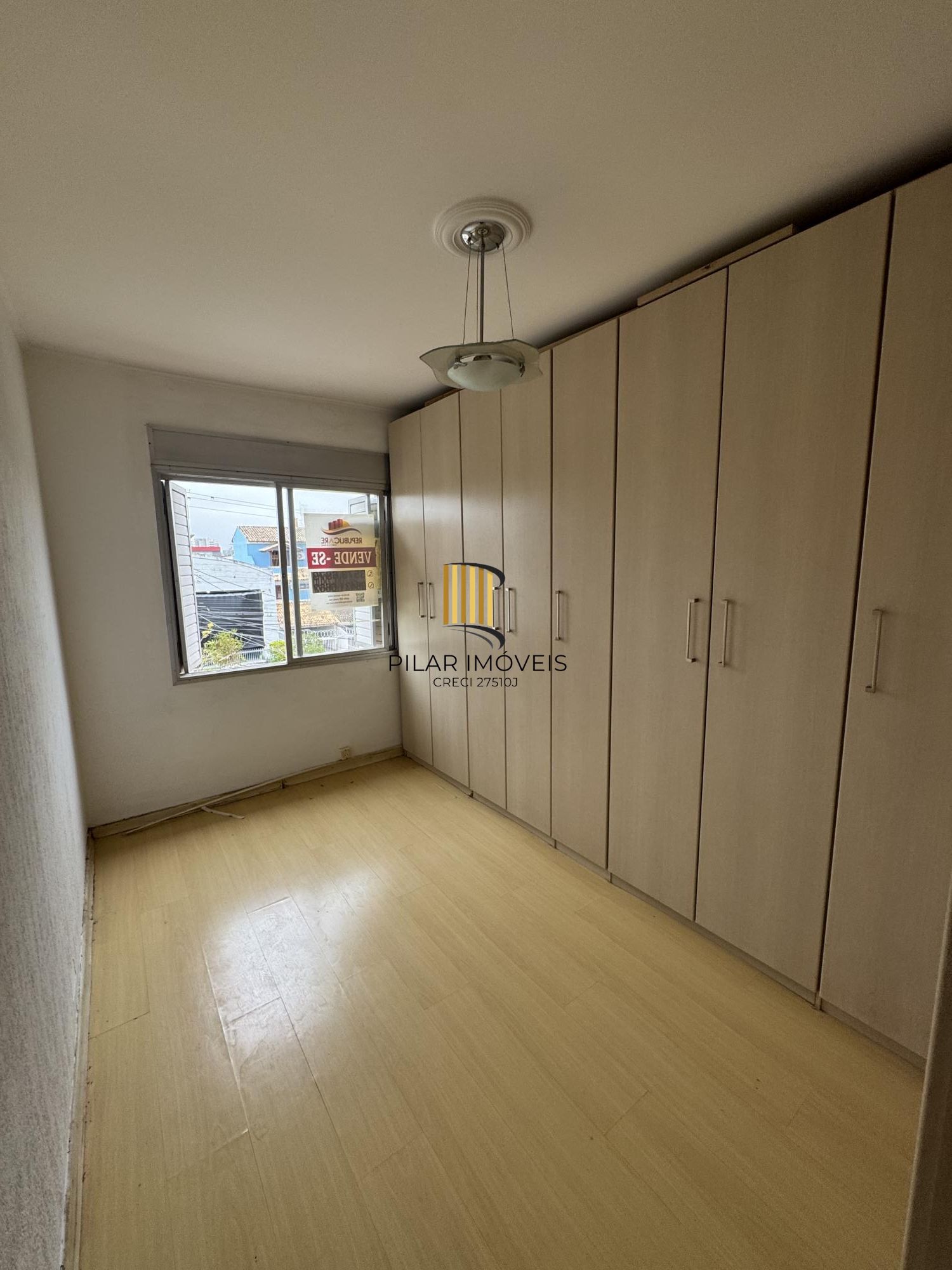 **Apartamento à Venda no Bairro Partenon, Porto Alegre, RS**
