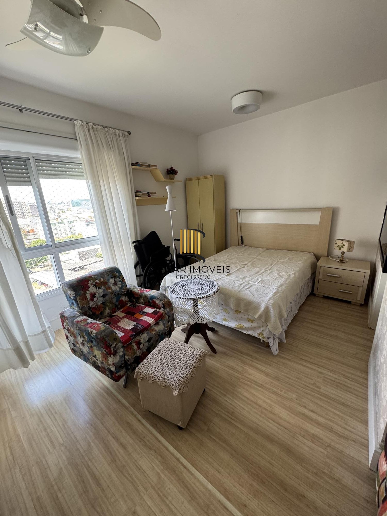 Apartamento de 3 dormitórios, suite, garagem - Menino Deus