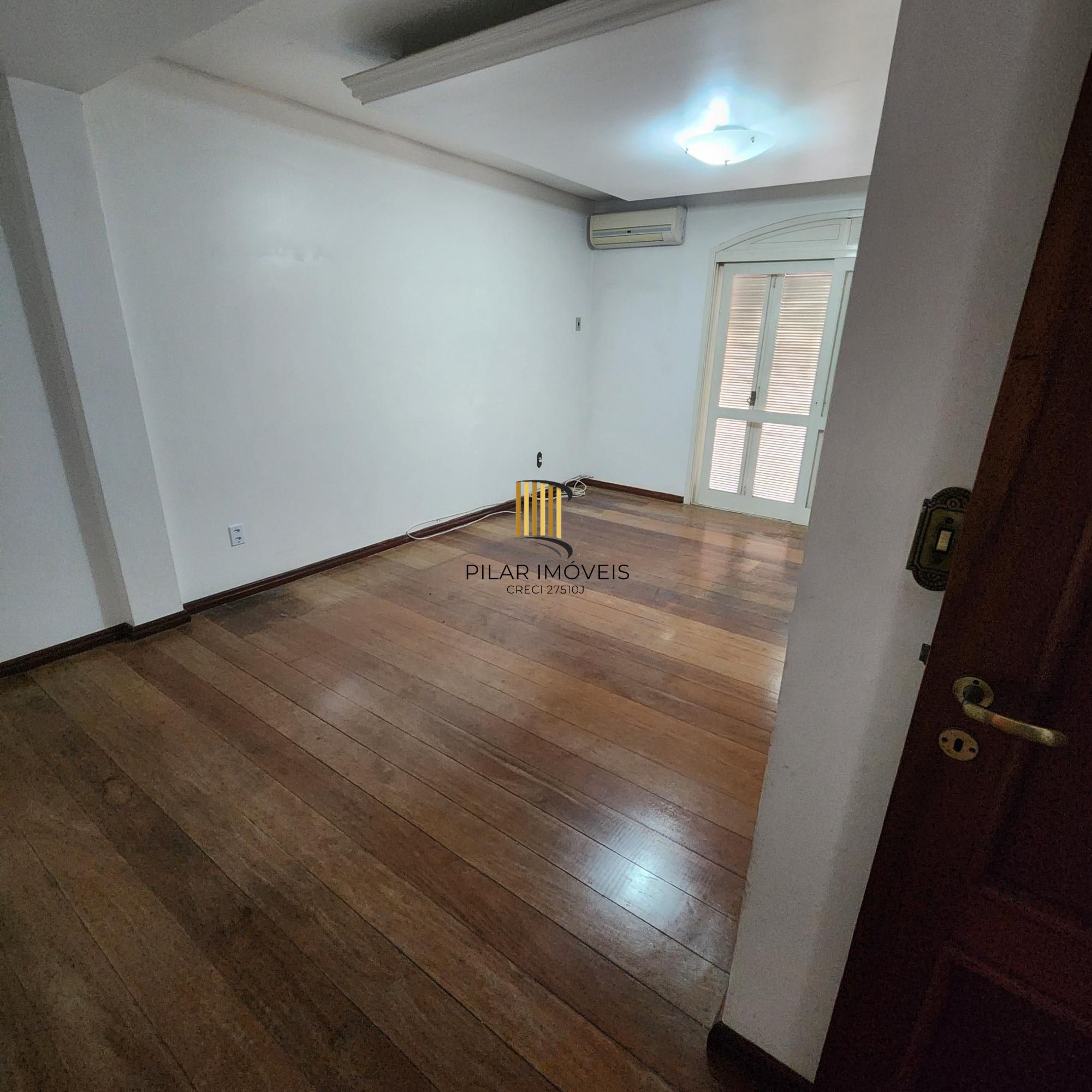 Apartamento 3 dormitórios, 1 suíte, vaga garagem, Bairro Vila City