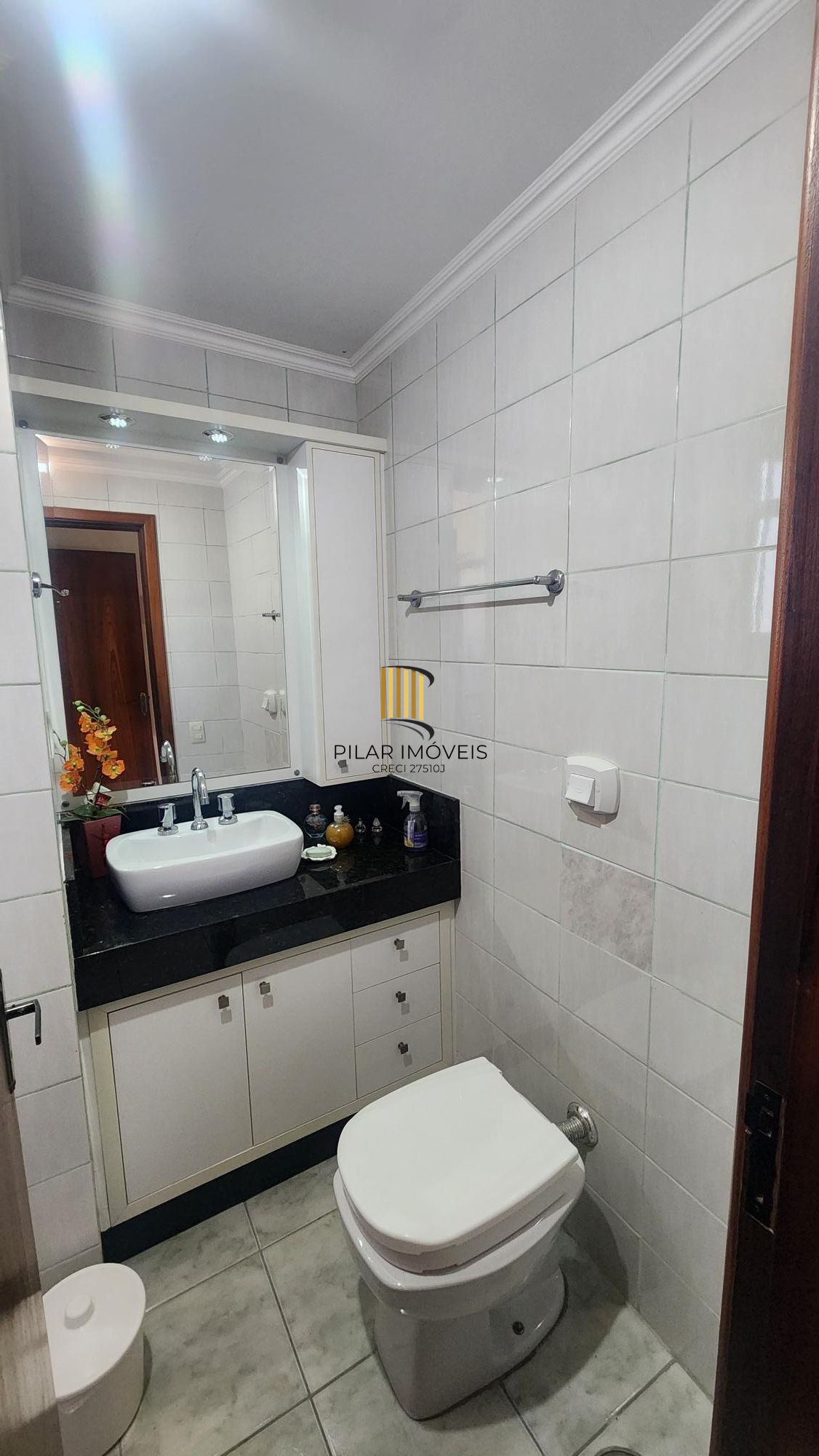 Apartamento 2 dormitórios no bairro Jardim Lindóia