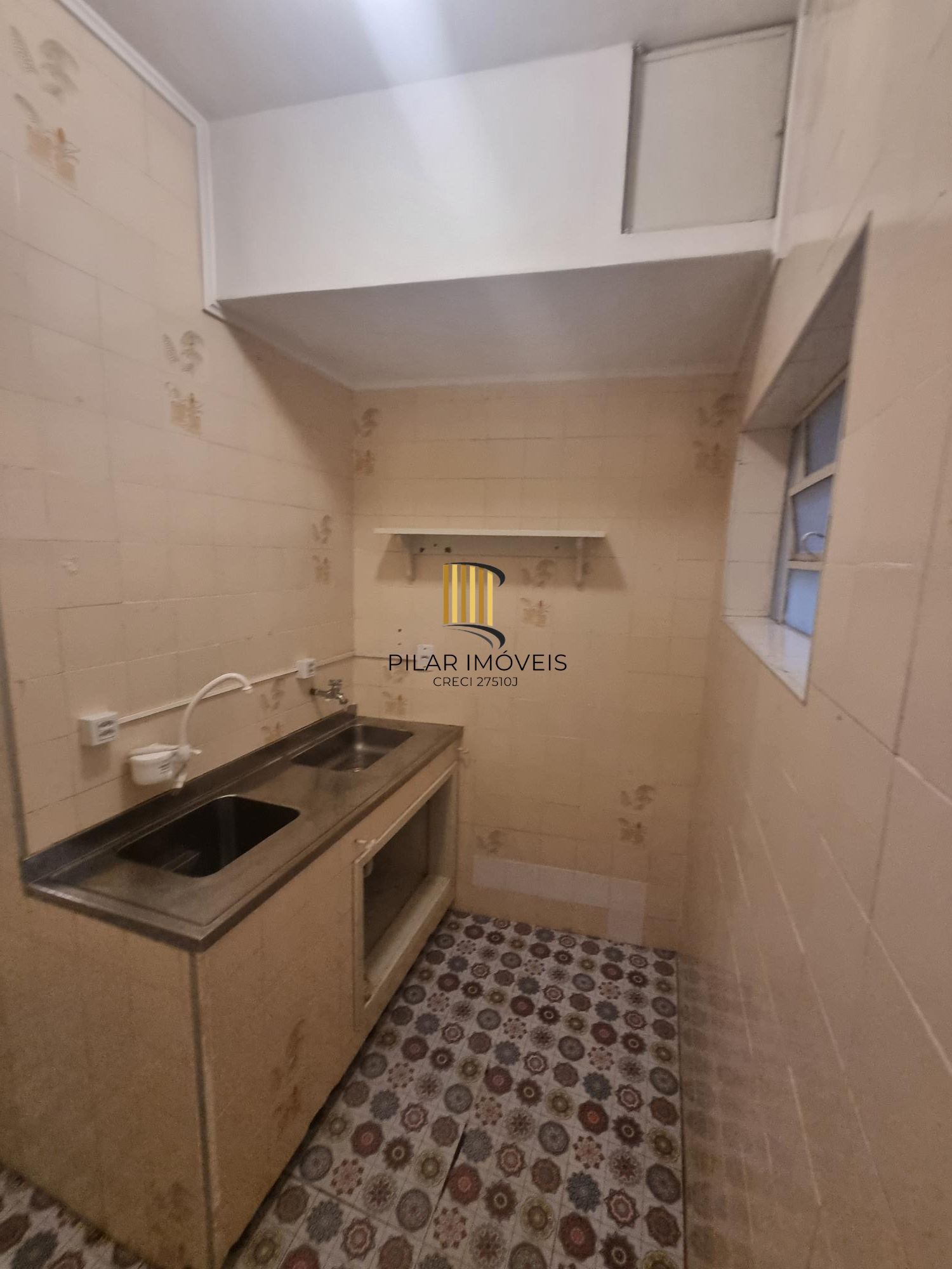Apartamento com 01 quarto no Bairro Floresta