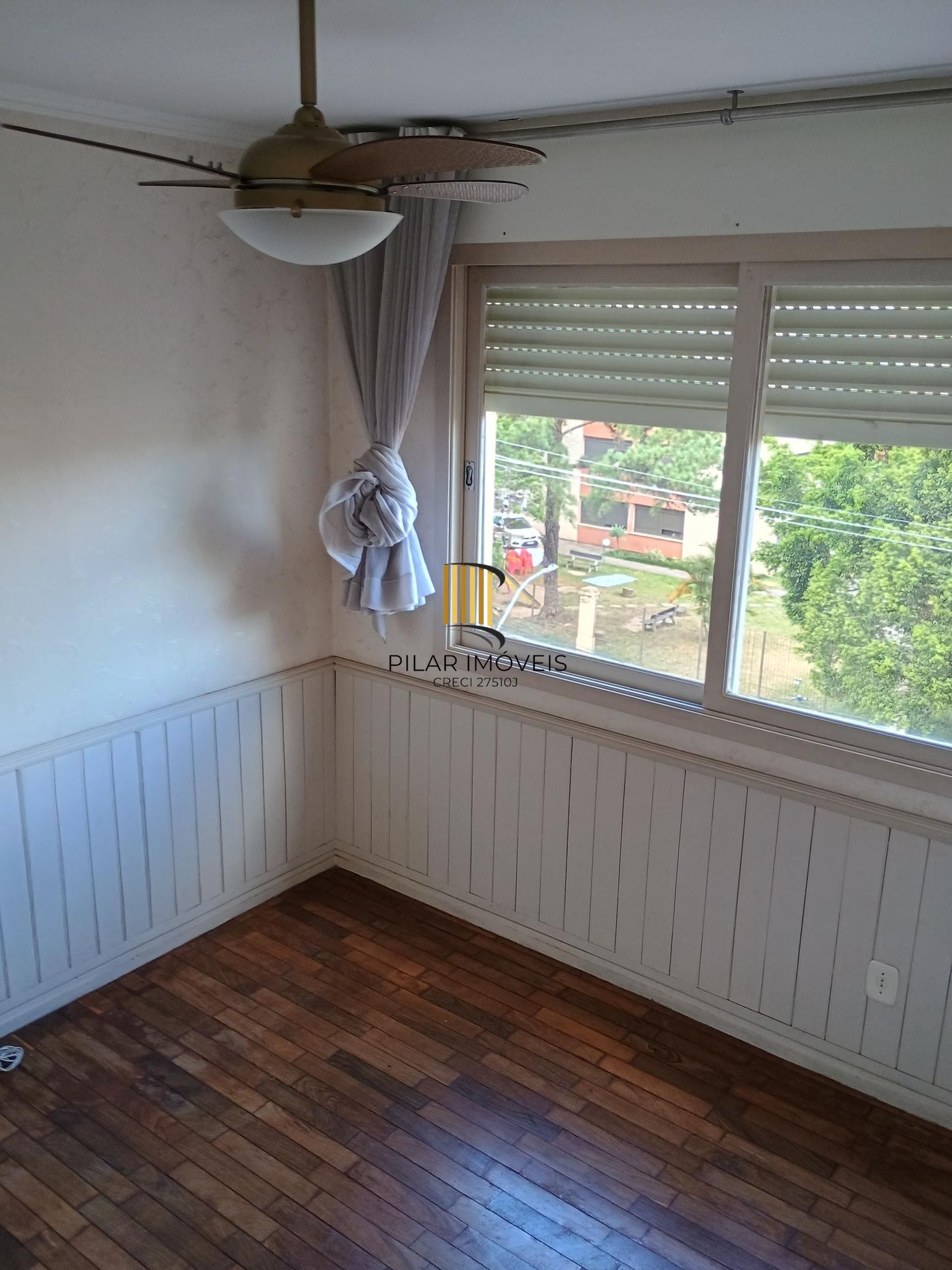 Apartamento com 03 quartos e 01 vaga à Venda no Bairro Rio Branco, Porto Alegre