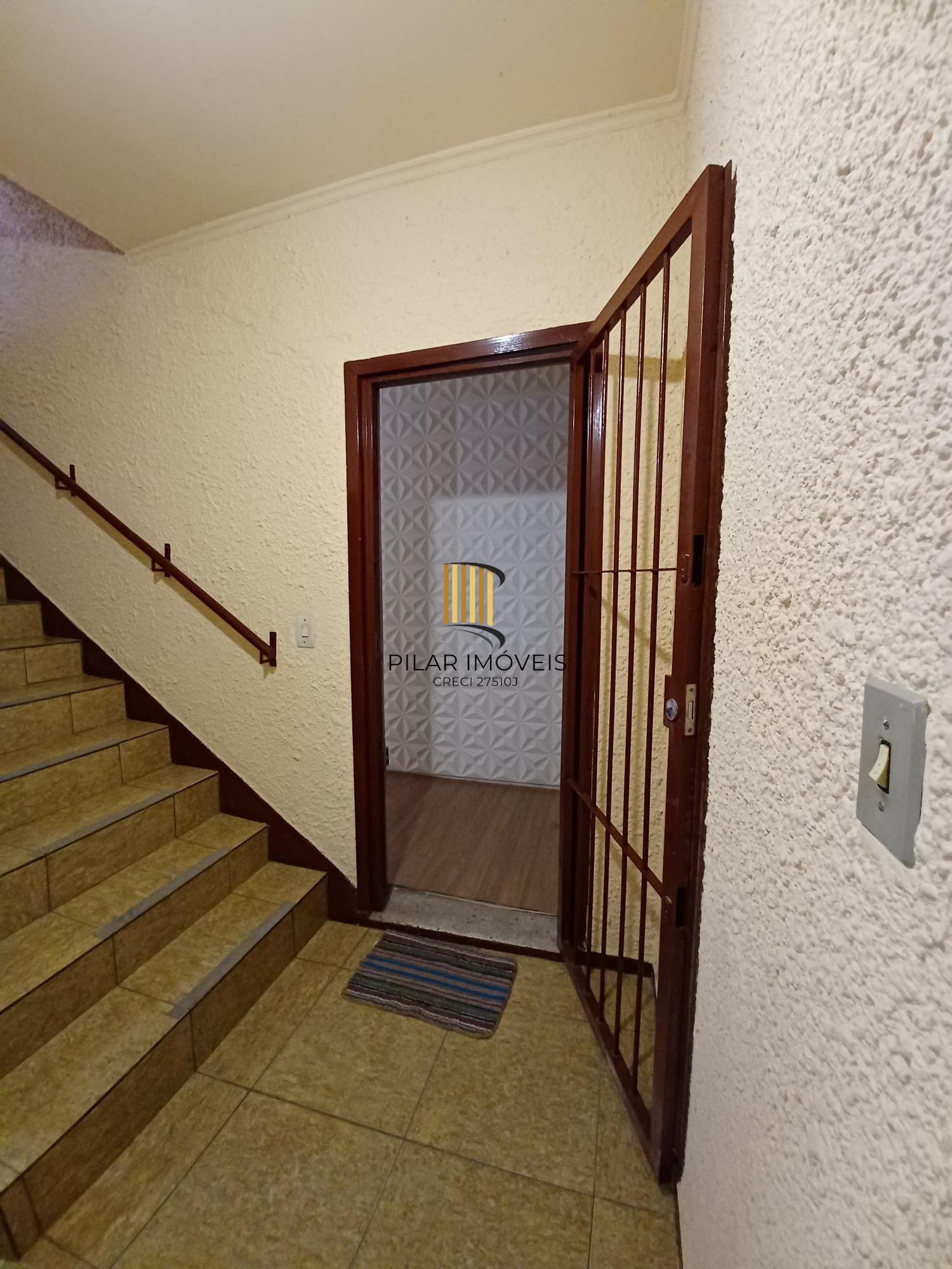 EXCELENTE APTO 1 DORM NA BENTO GONÇALVES EM FRENTE AO TECNO PUC