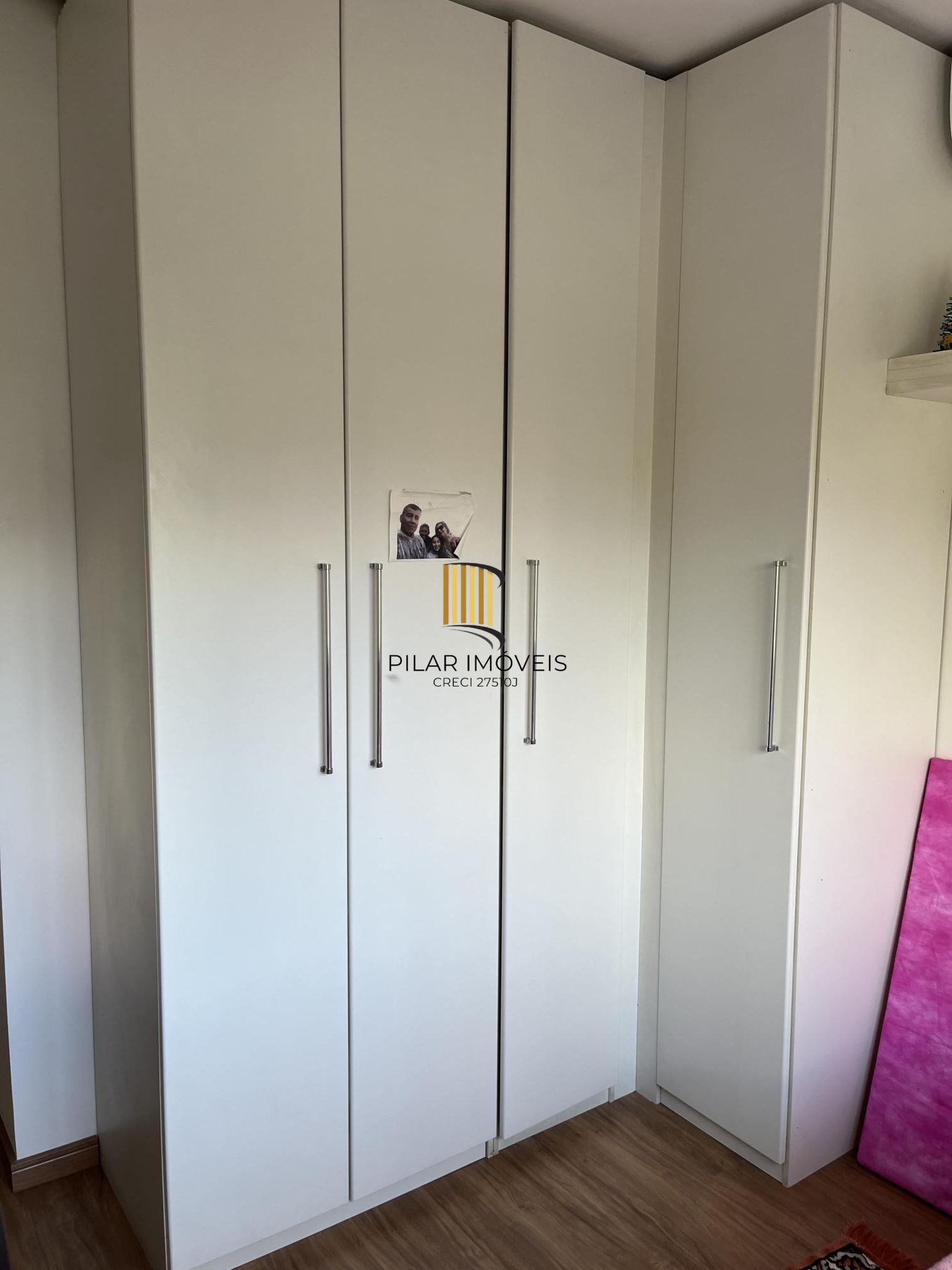 CASA 03 DORMITÓRIOS, 107m² , sendo 01 suíte, pátio, 01 vaga de garagem no RESIDENCIAL VERDES CAMPOS