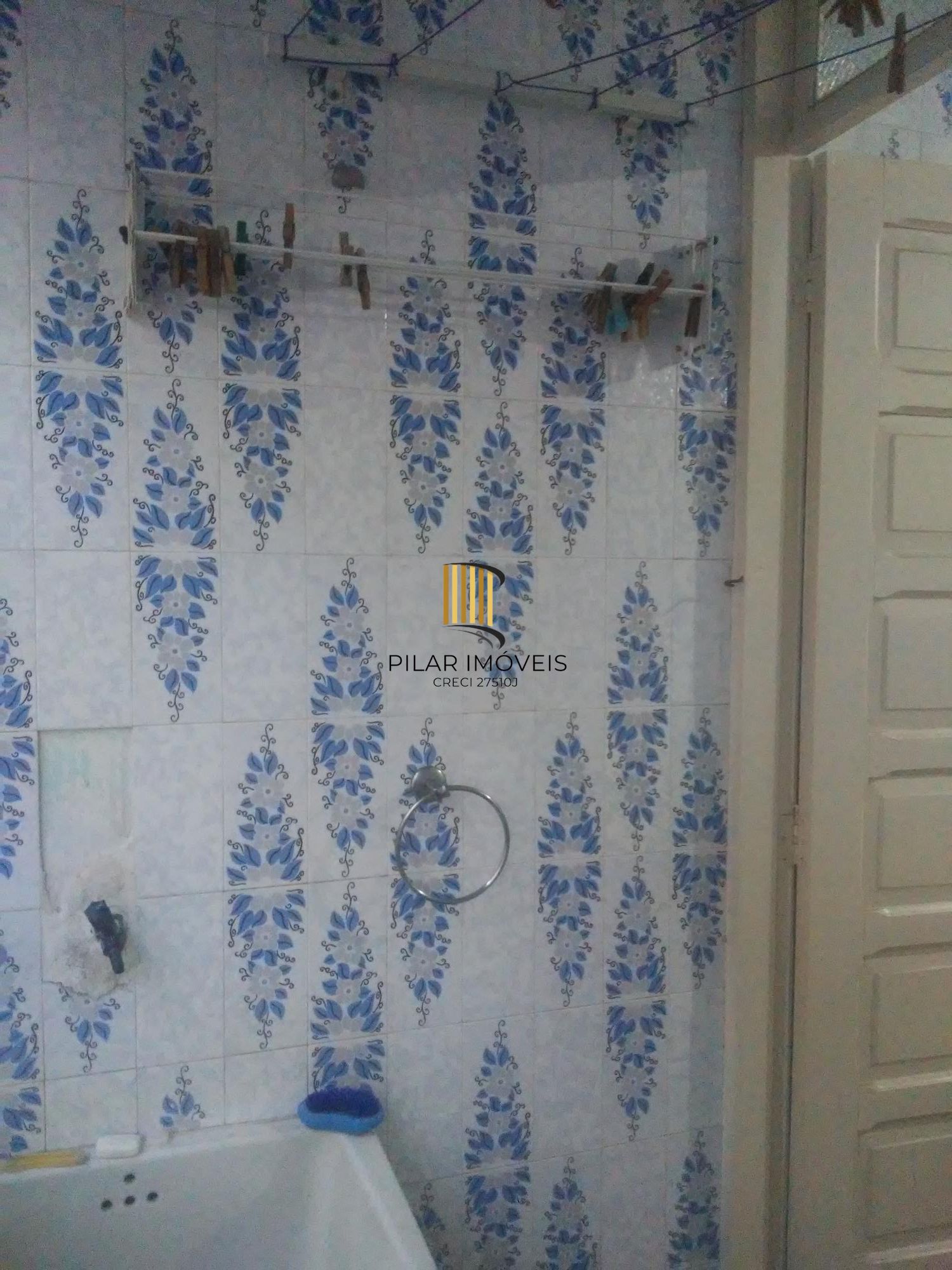 APARTAMENTO 2 DORMITÓRIOS NO 2º PAVIMENTO 1º ANDAR LOCALIZADO  NO BAIRRO SÃO SEBASTIÃO
