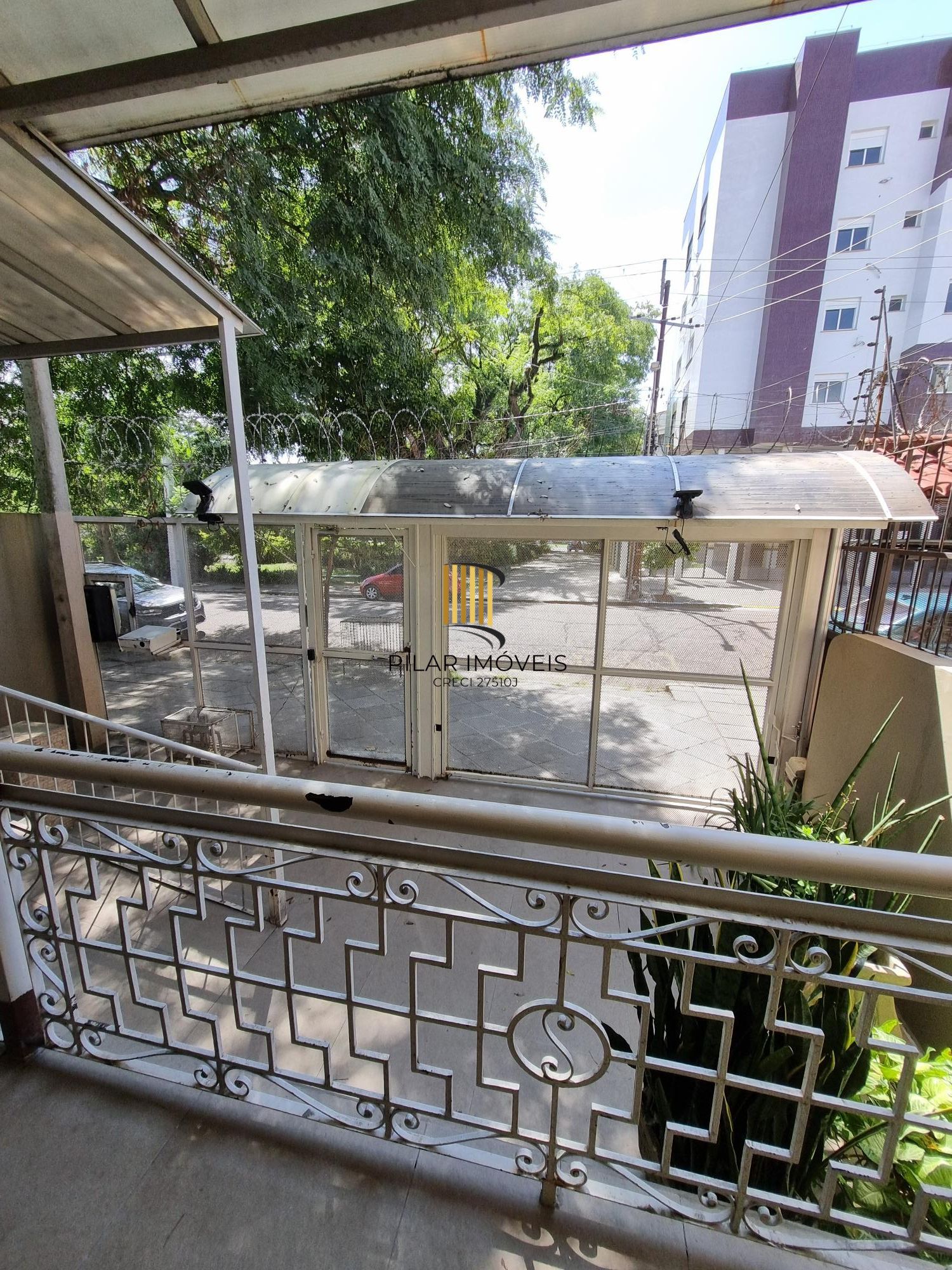 Casa Comercial 5 dormitórios no bairro Menino Deus