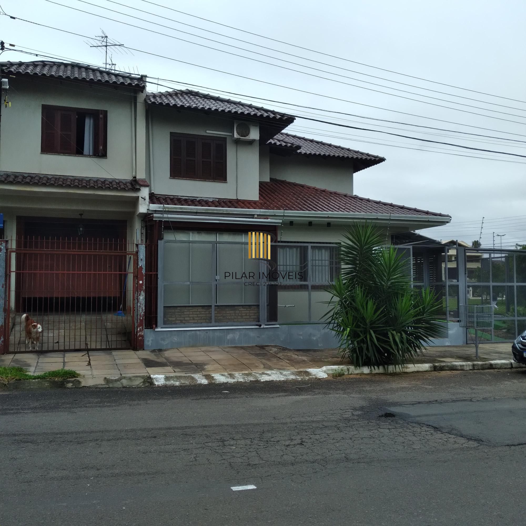 Casa 3 dormitórios no bairro Parque Santa Fé