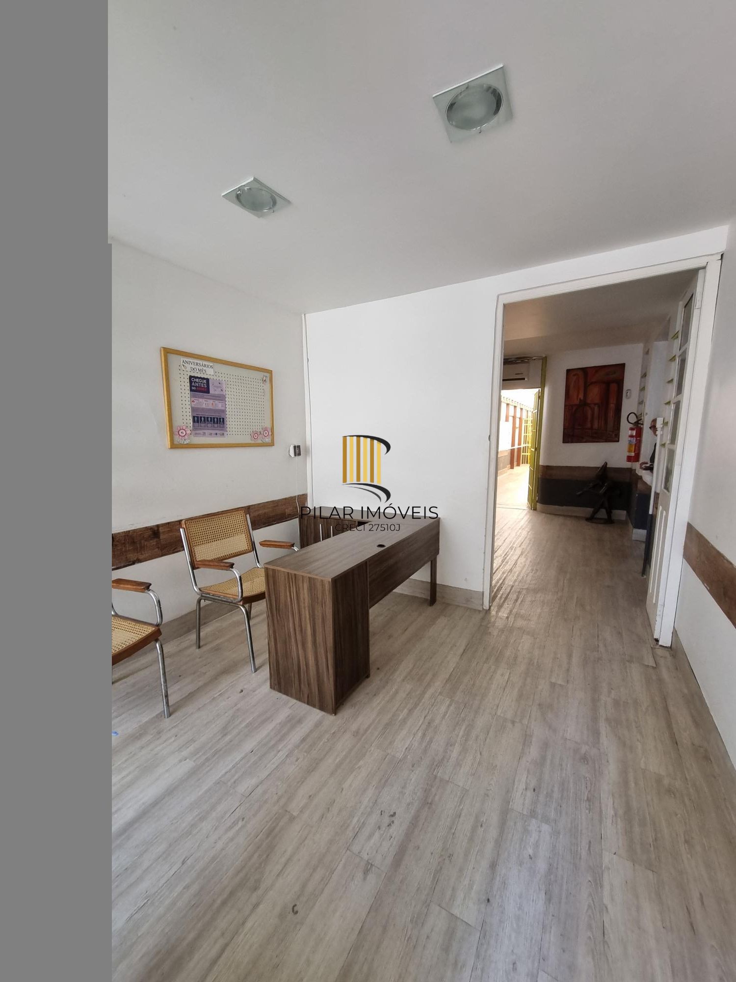 Casa Comercial 5 dormitórios no bairro Menino Deus