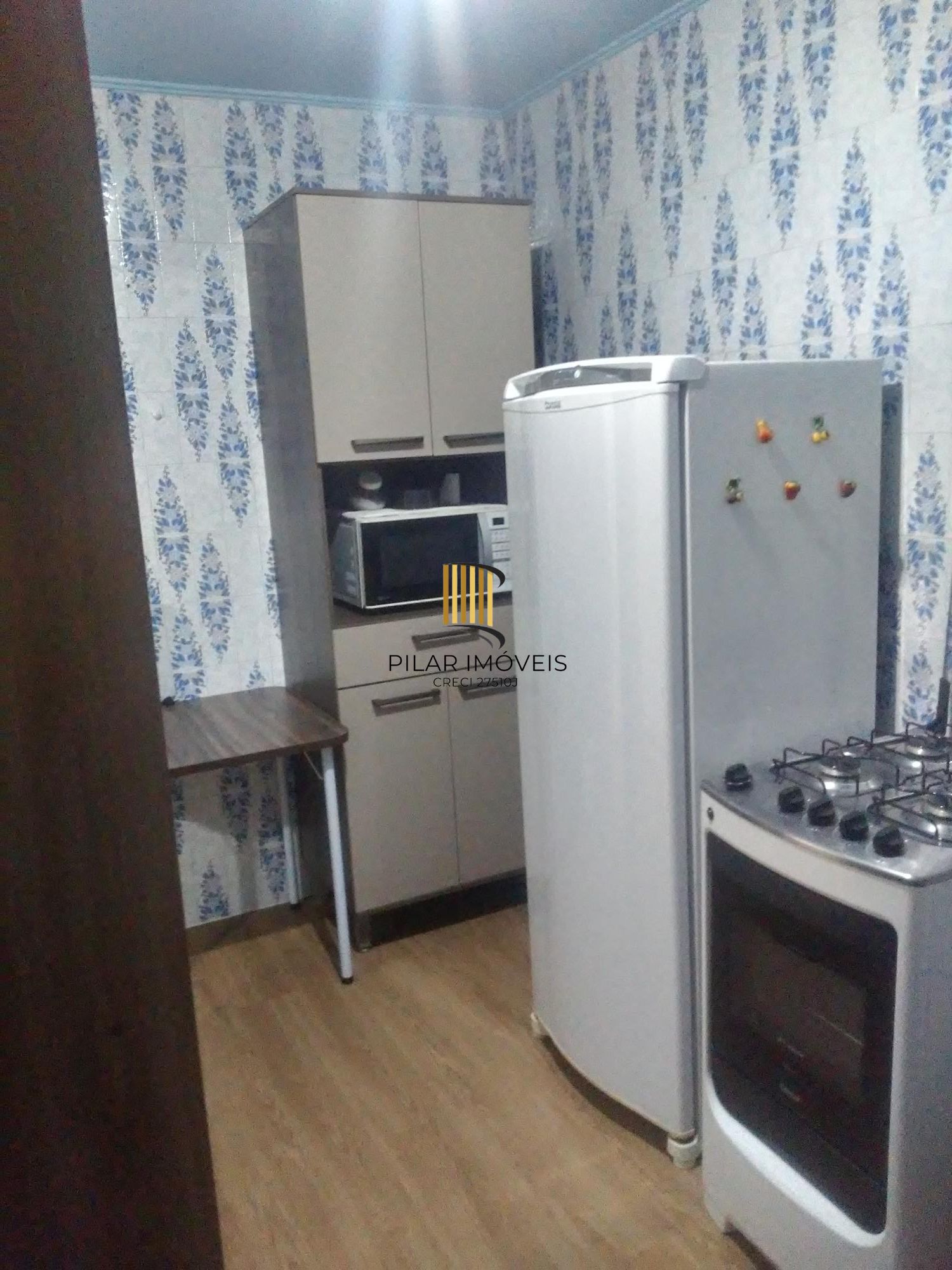APARTAMENTO 2 DORMITÓRIOS NO 2º PAVIMENTO 1º ANDAR LOCALIZADO  NO BAIRRO SÃO SEBASTIÃO