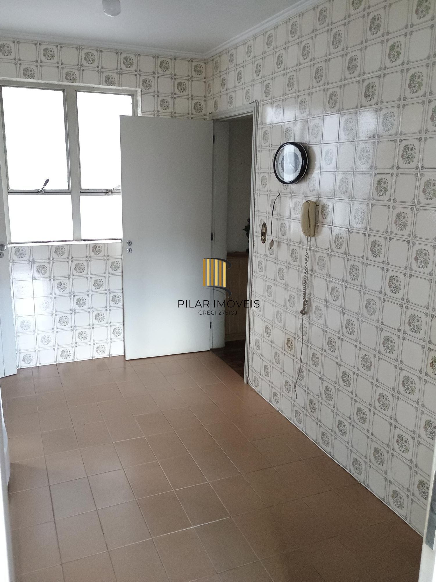 Apartamento com 03 quartos e 01 vaga à Venda no Bairro Rio Branco, Porto Alegre