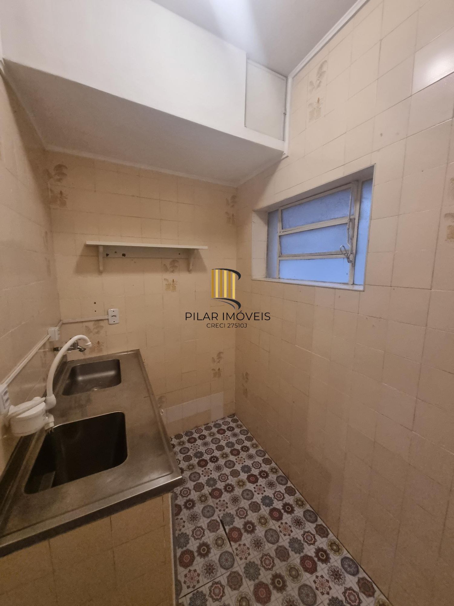Apartamento com 01 quarto no Bairro Floresta