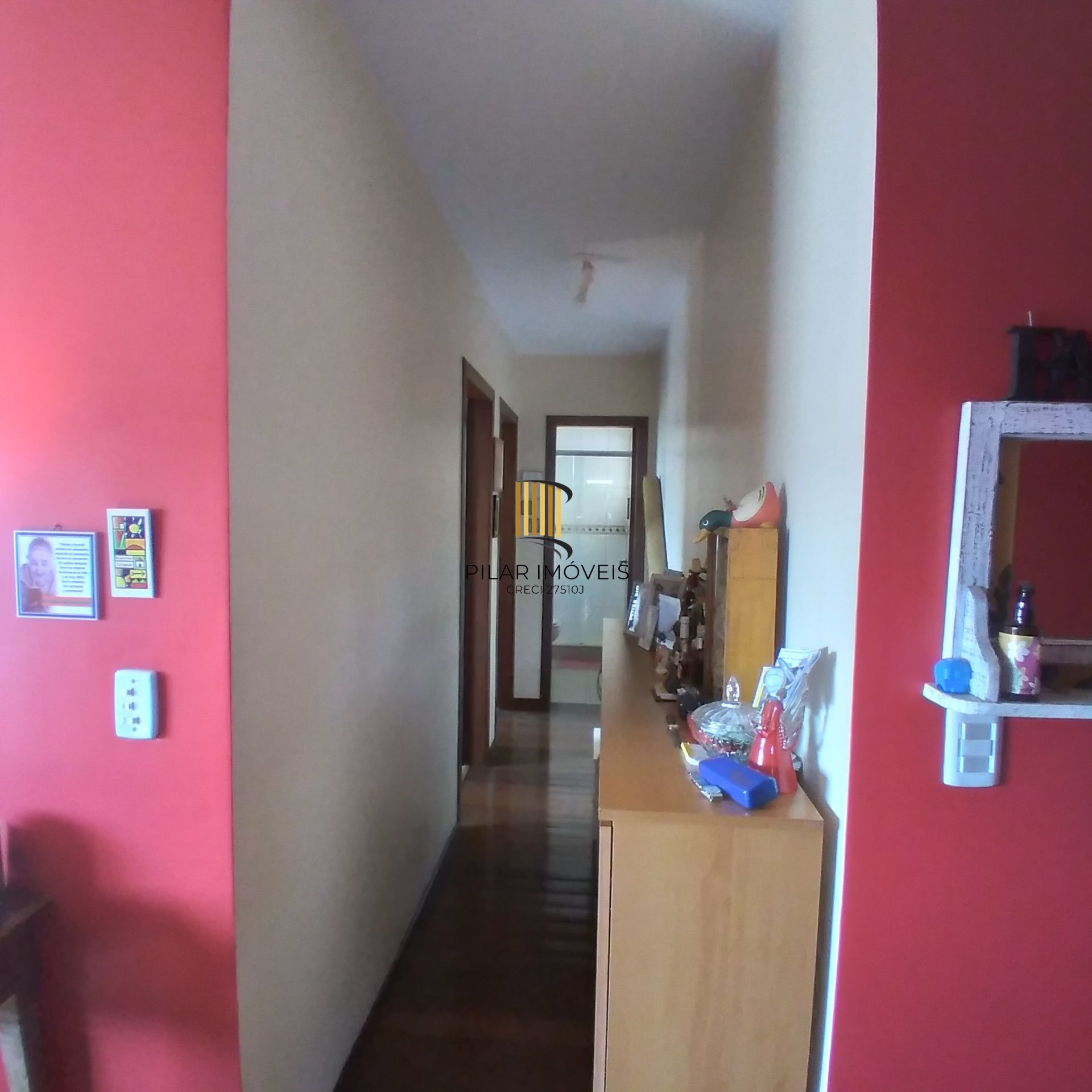 Apartamento 2 dormitórios, lareira, churrasqueira, 2 vagas garagem, no Bairro Tristeza em Porto Alegre/RS