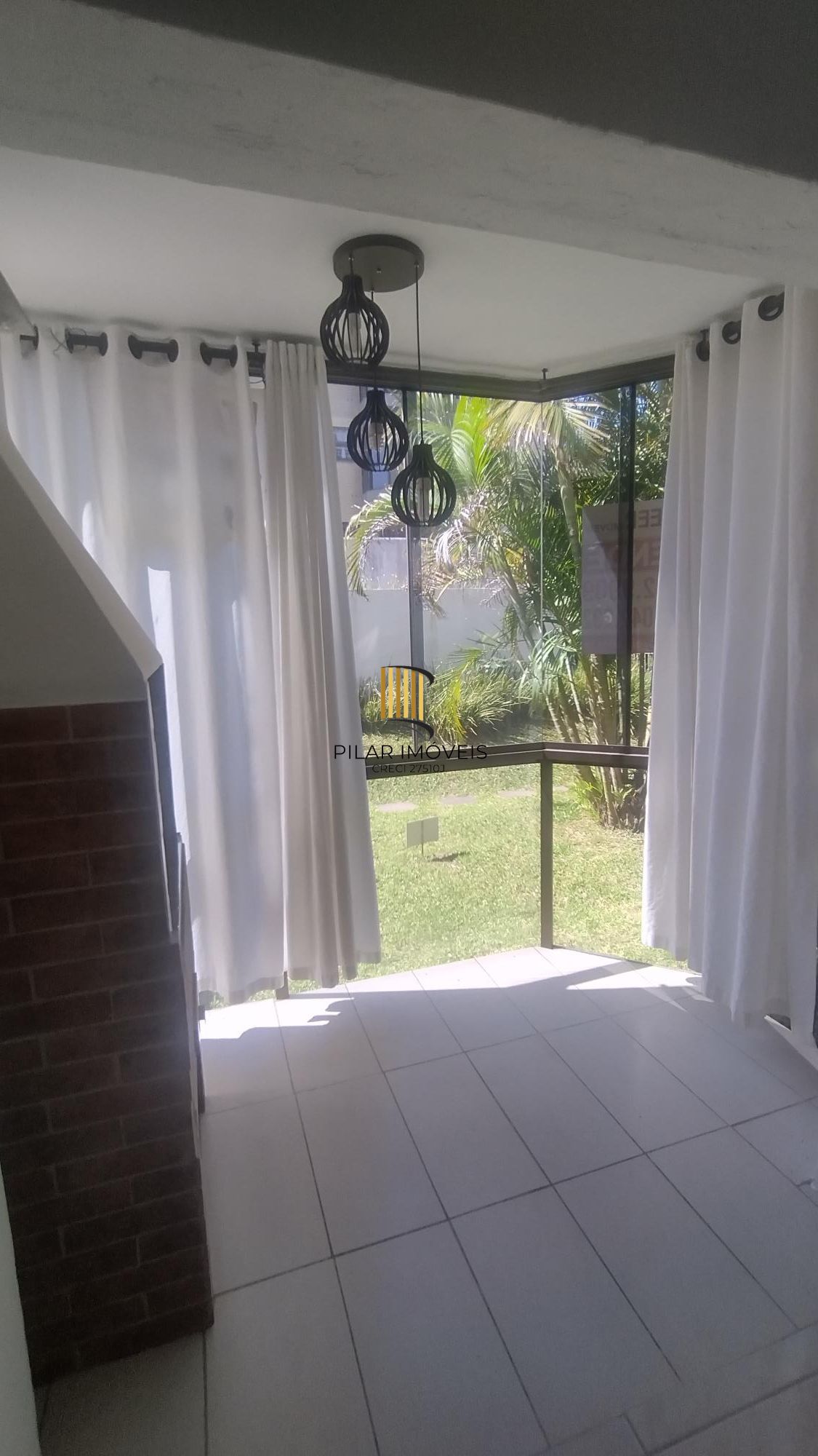 Apartamento 2 dormitórios com sacada no Partenon
