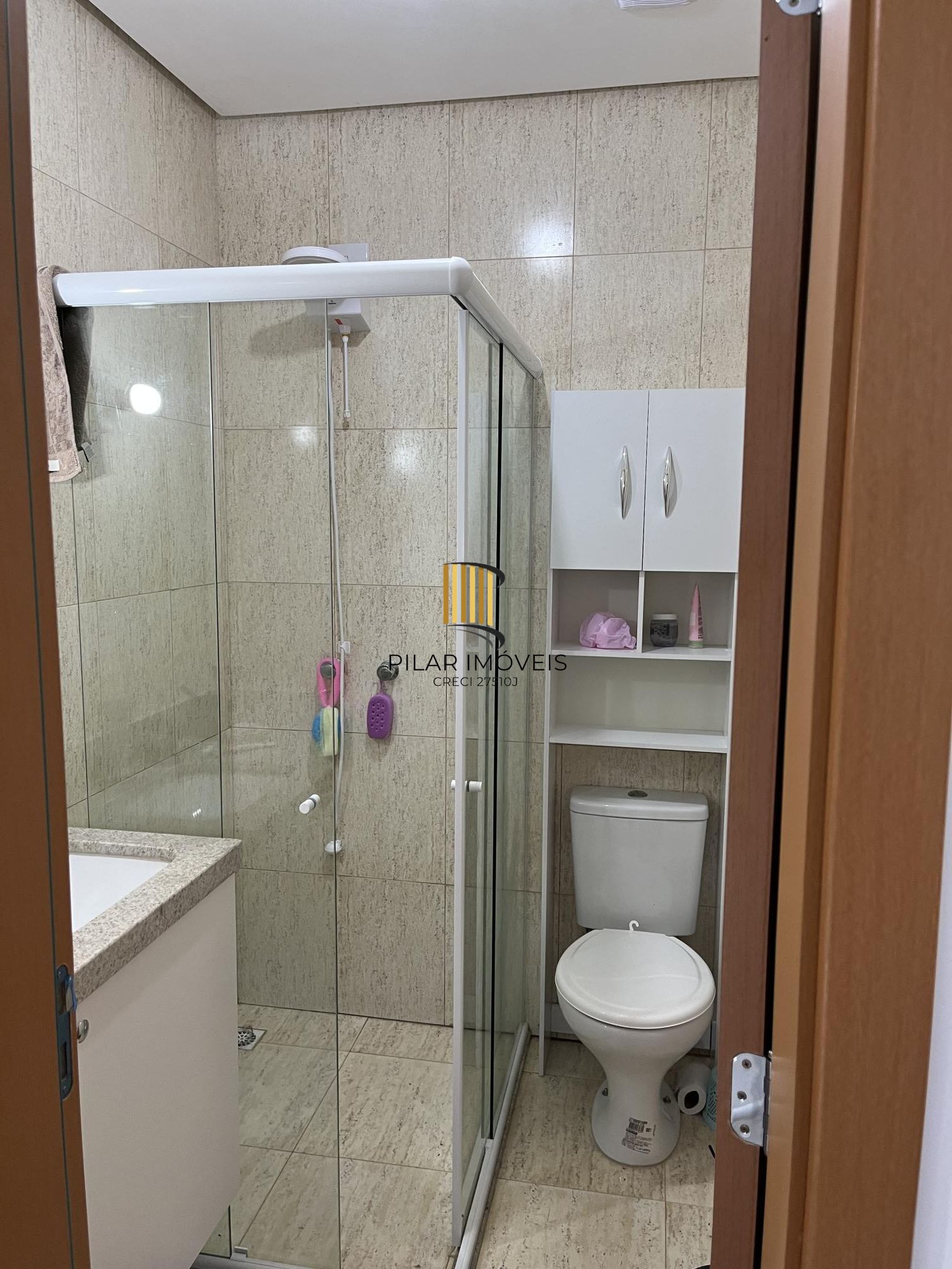 CASA 03 DORMITÓRIOS, 107m² , sendo 01 suíte, pátio, 01 vaga de garagem no RESIDENCIAL VERDES CAMPOS