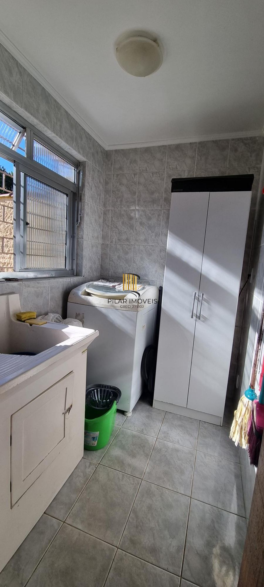 Excelente Casa 3D, 4 vagas, 2 banheiros Viamão RS