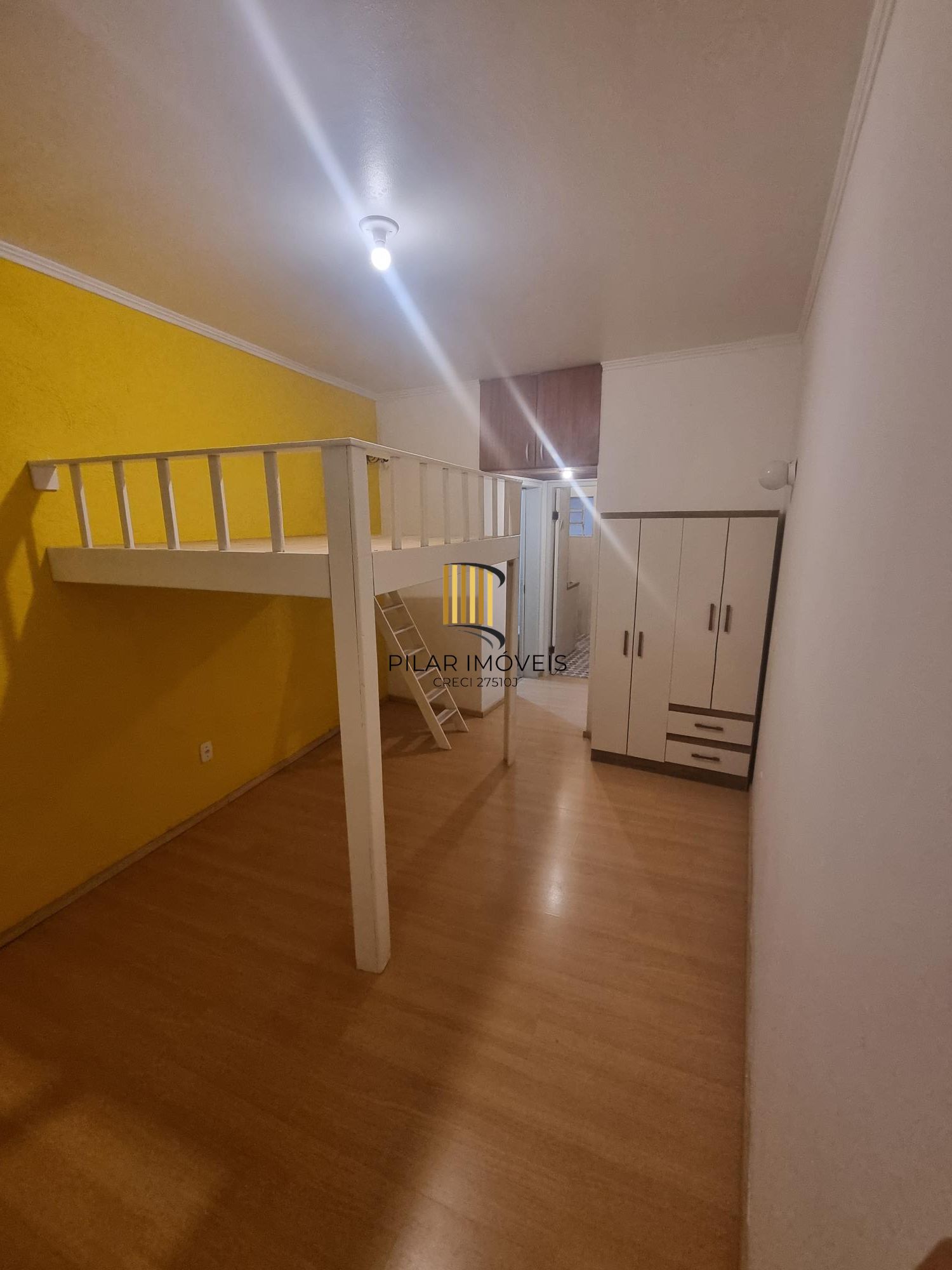 Apartamento com 01 quarto no Bairro Floresta