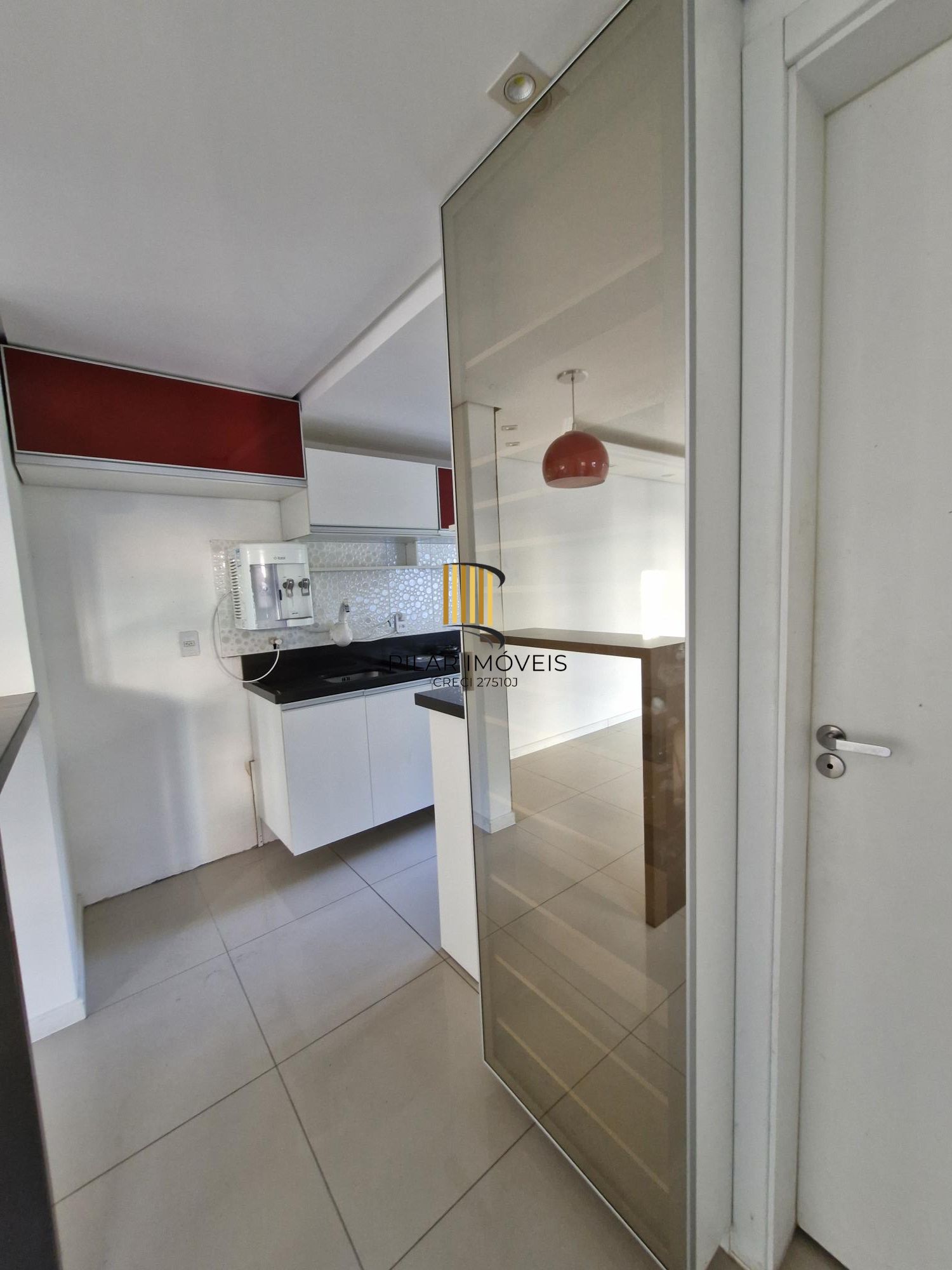 Apartamento semi mobiliado 2 dormitórios Bairro Vila Nova Porto Alegre