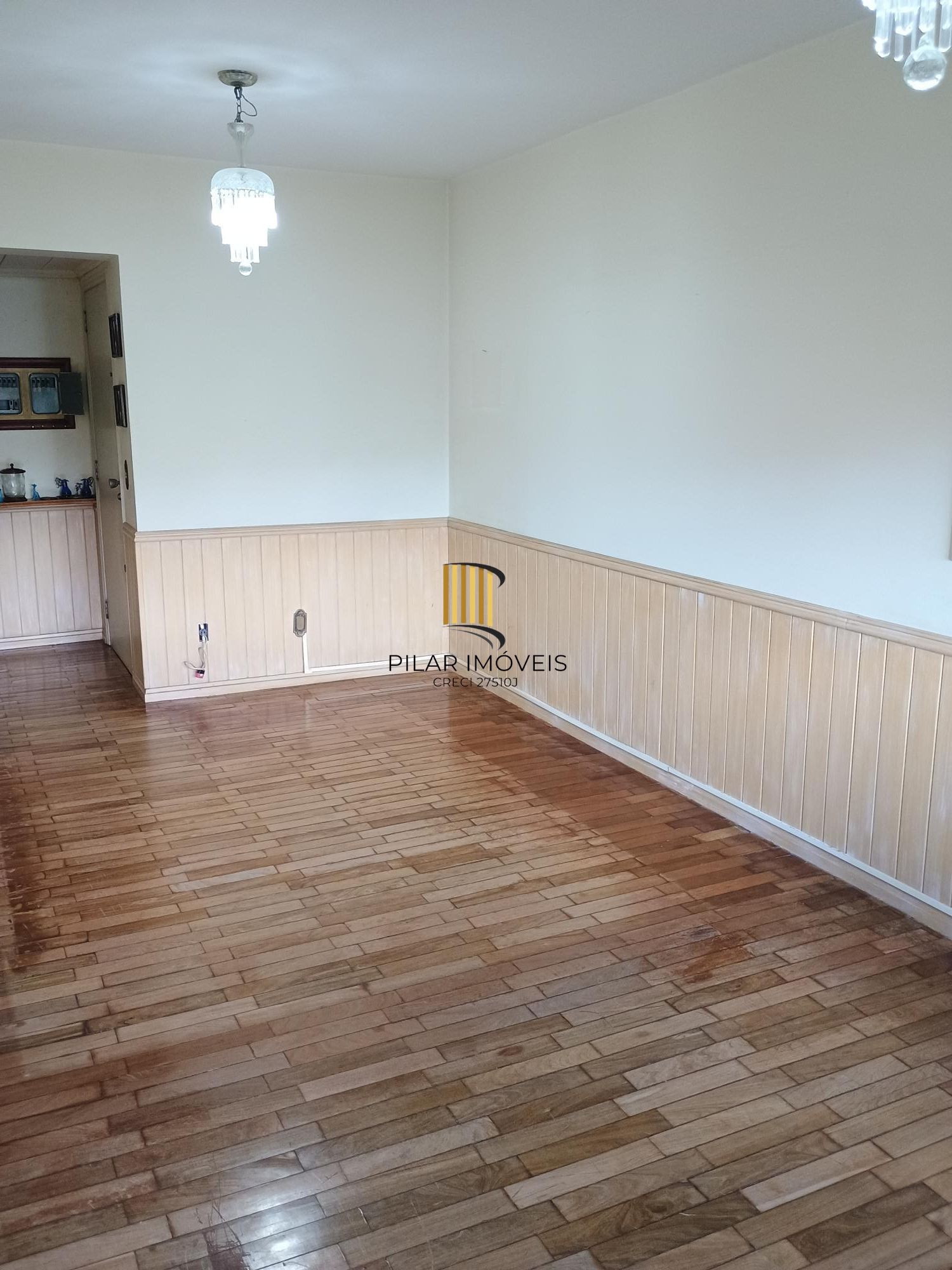 Apartamento com 03 quartos e 01 vaga à Venda no Bairro Rio Branco, Porto Alegre