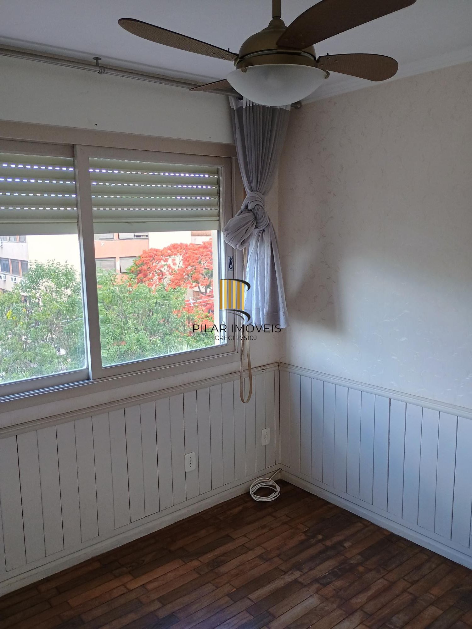 Apartamento com 03 quartos e 01 vaga à Venda no Bairro Rio Branco, Porto Alegre