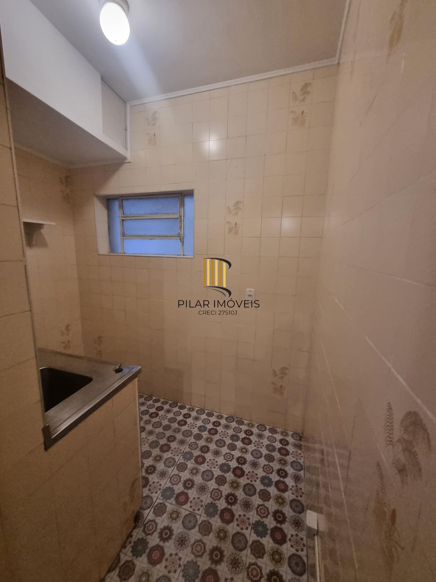 Apartamento com 01 quarto no Bairro Floresta