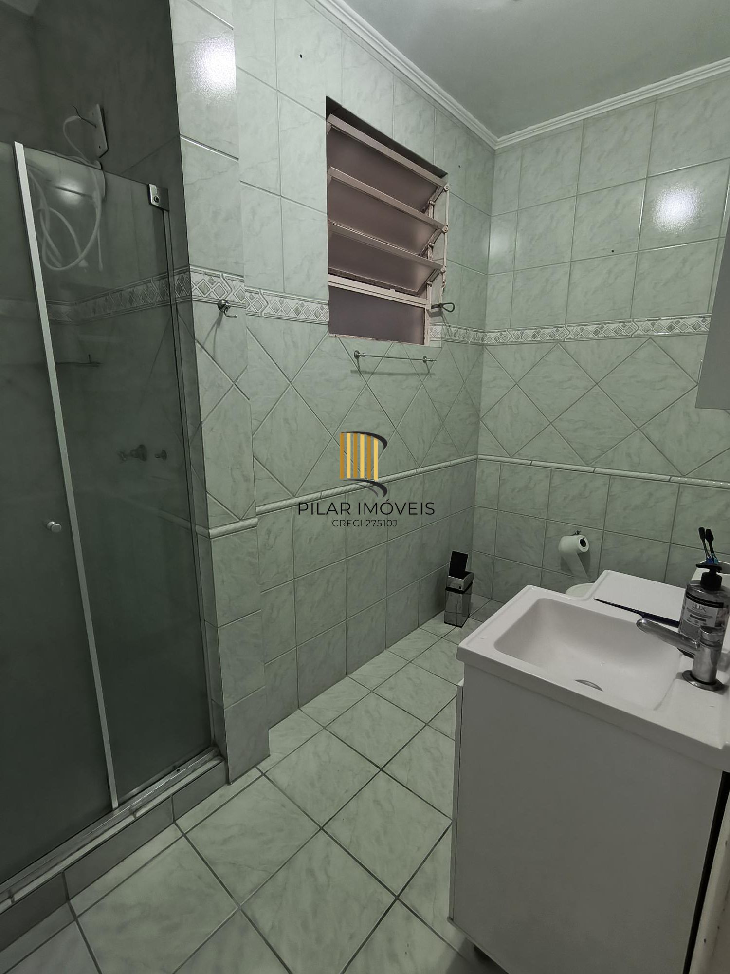 2 dormitórios com vaga escriturada no coração do Petrópolis