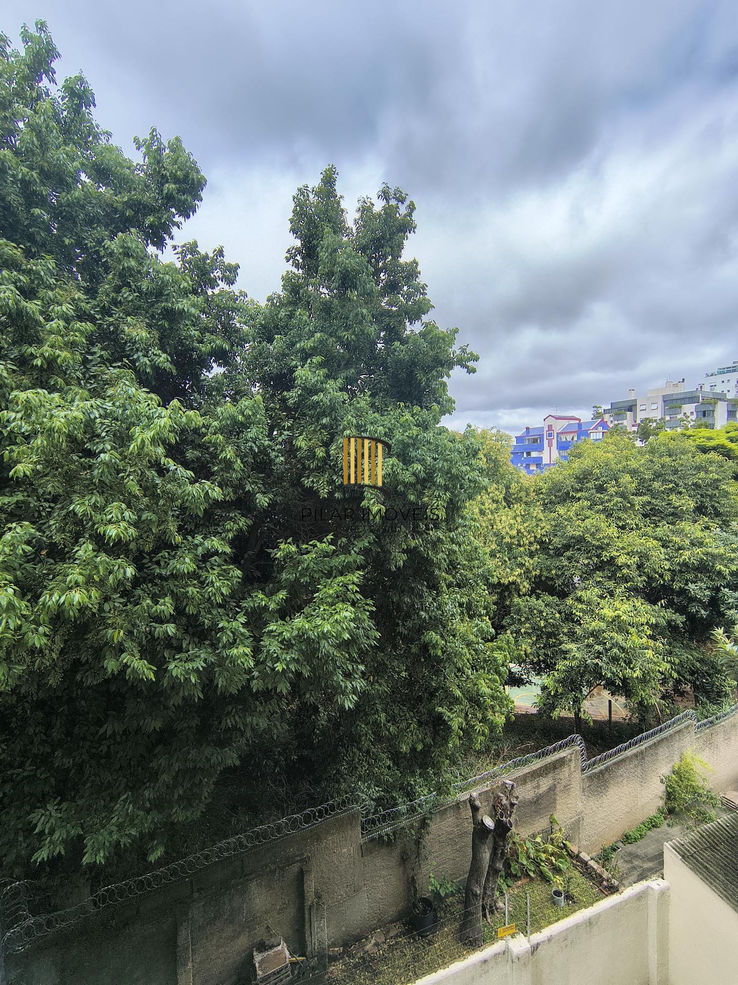 2 dormitórios com vaga escriturada no coração do Petrópolis