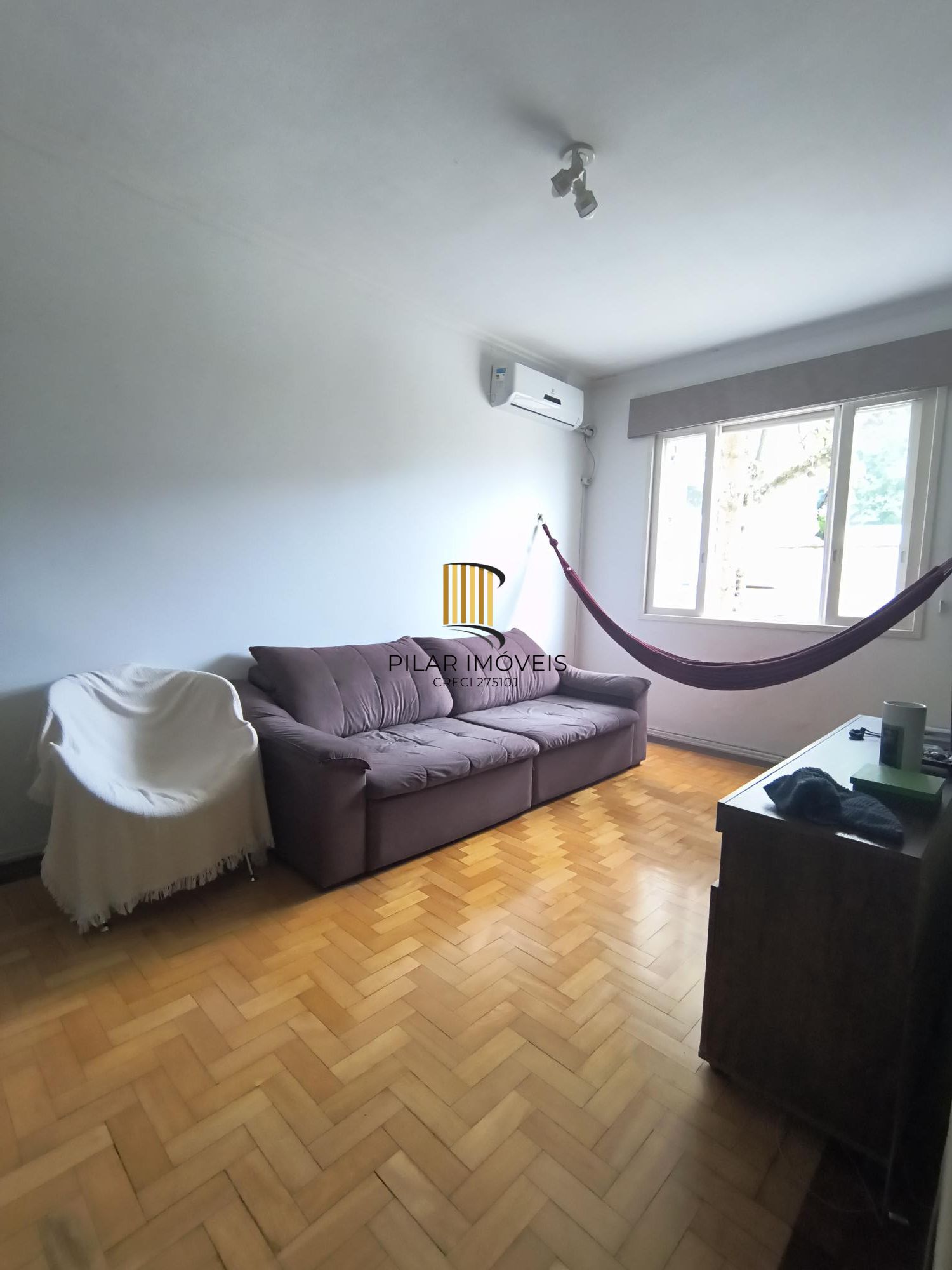 2 dormitórios com vaga escriturada no coração do Petrópolis