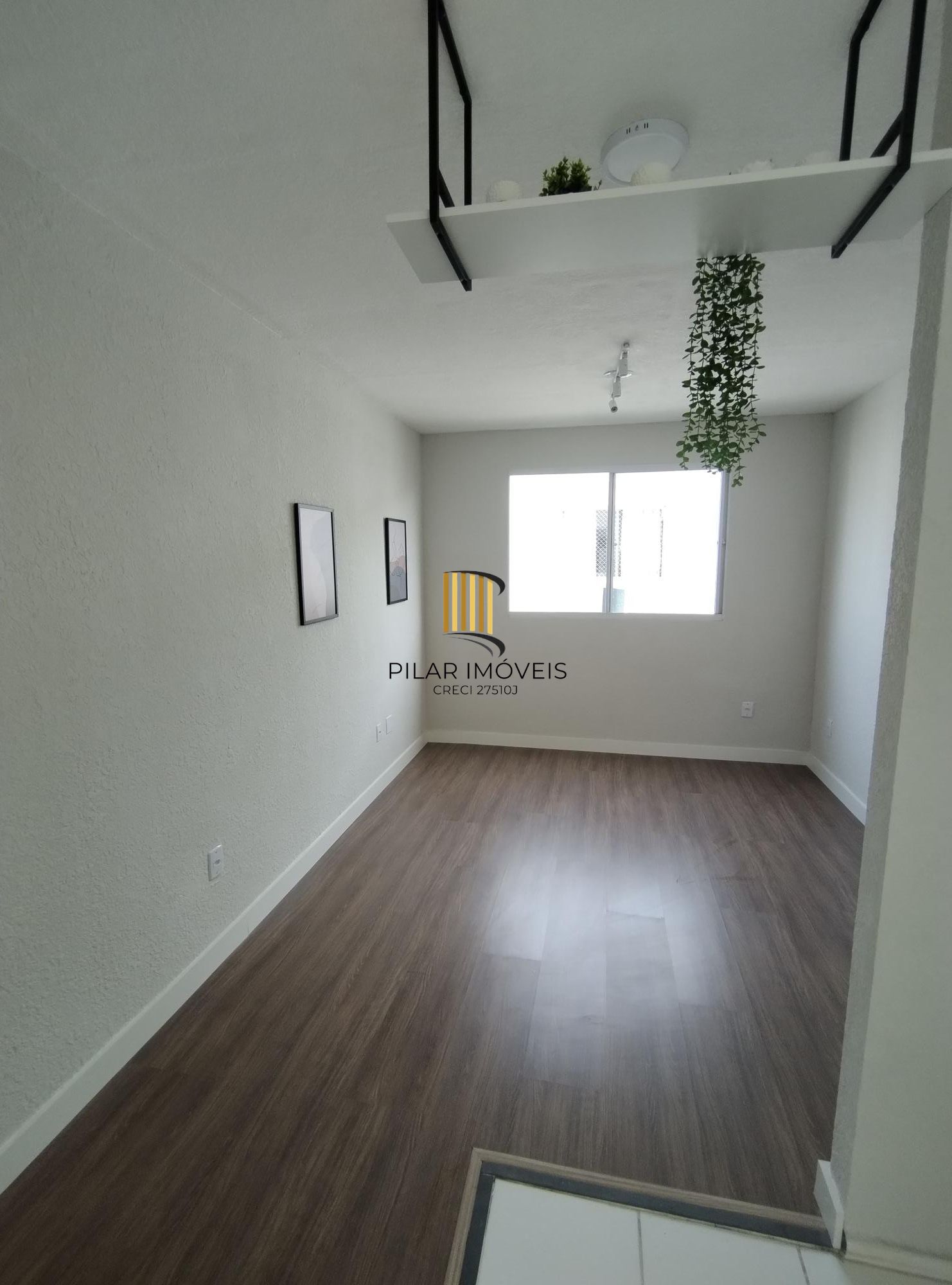 Apartamento 2 dormitórios no bairro Restinga
