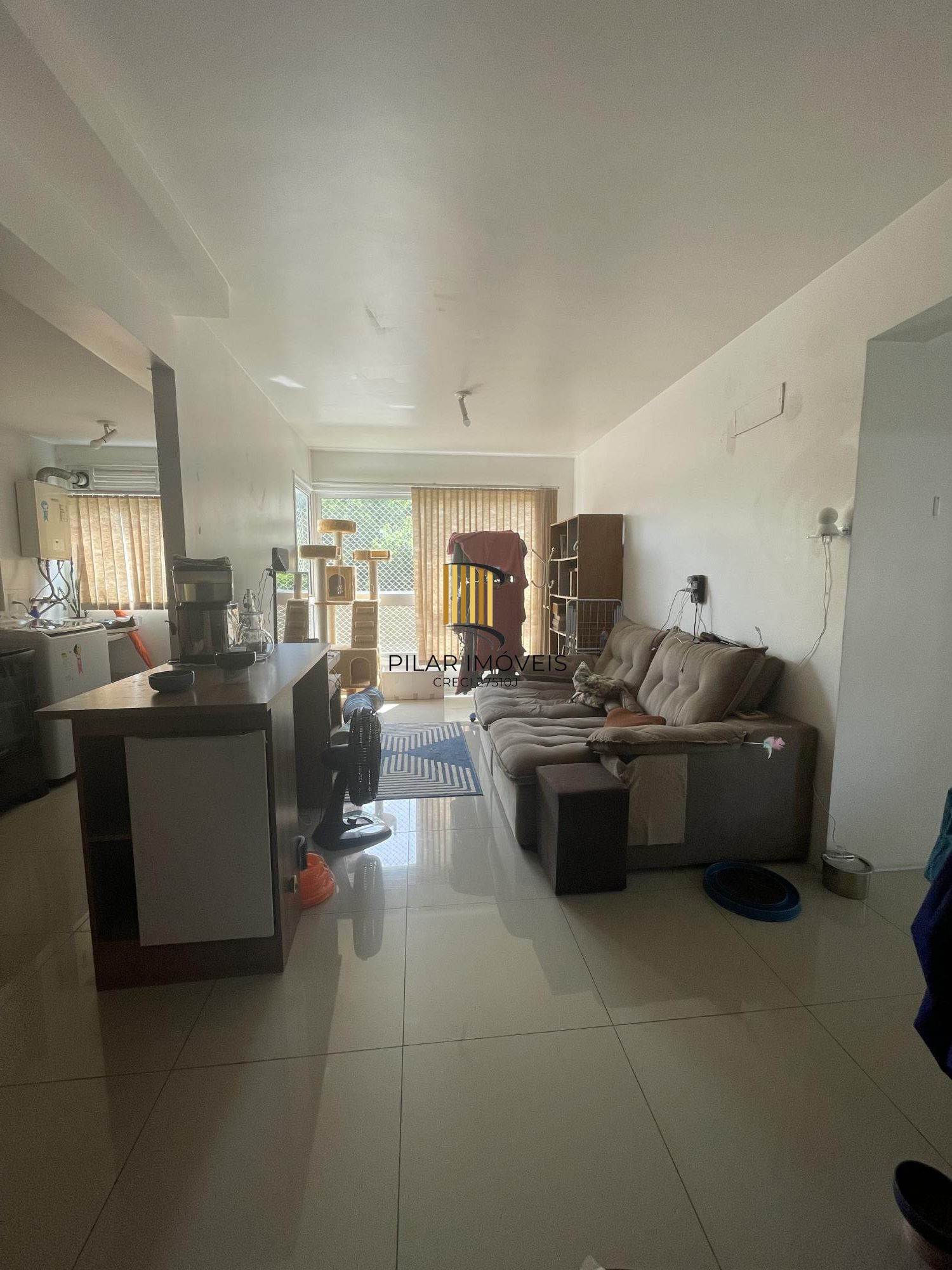 Lindo apartamento de 2 dormitórios e uma vaga de garagem