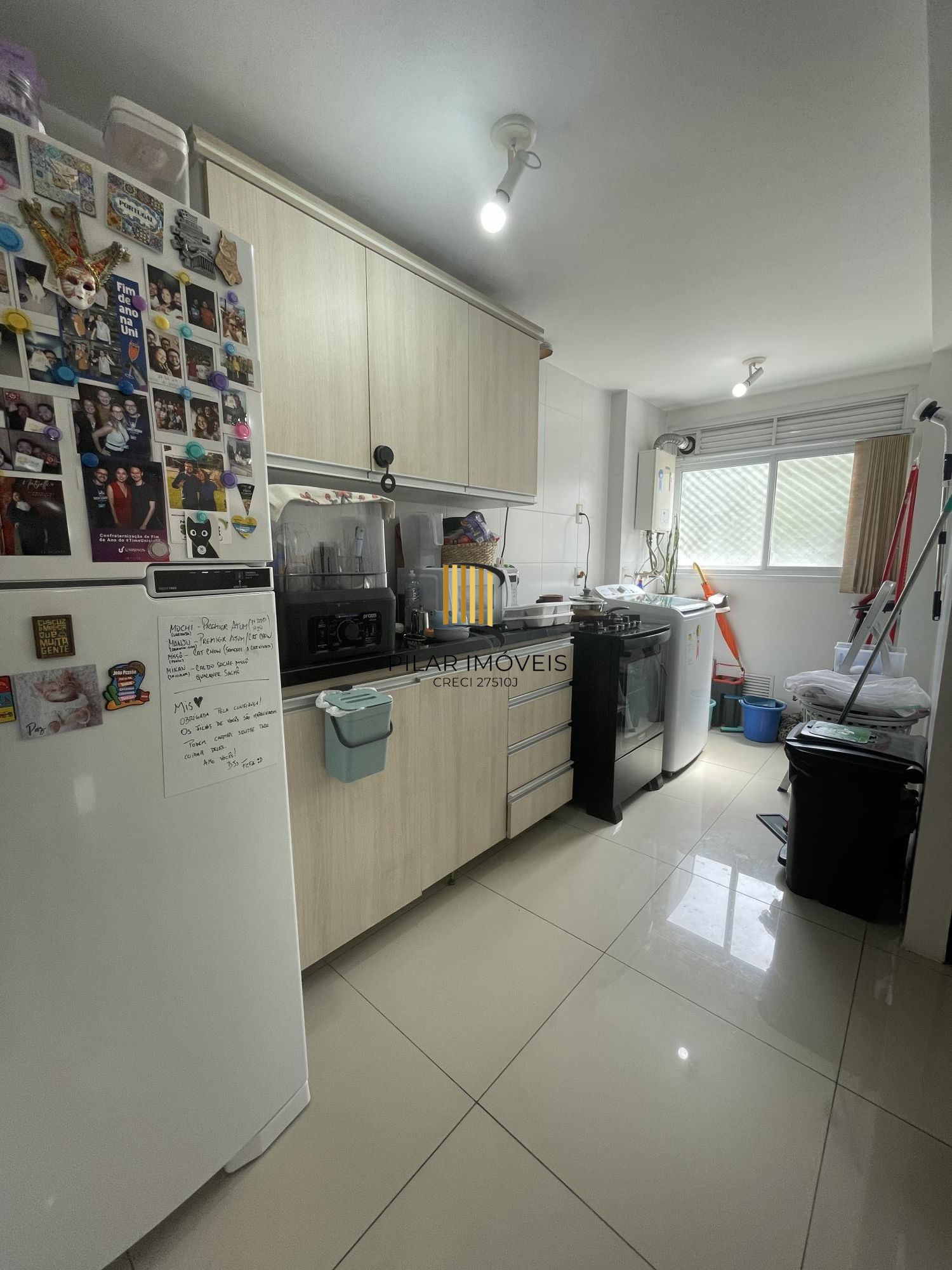 Lindo apartamento de 2 dormitórios e uma vaga de garagem