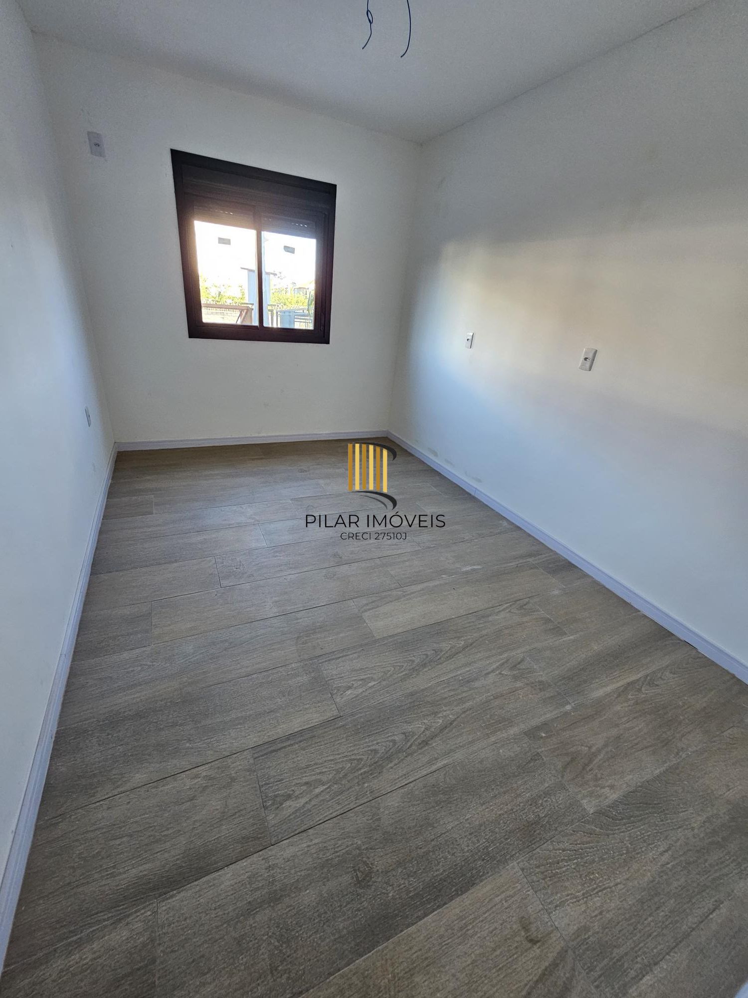Casa 3 dormitórios no bairro Hípica