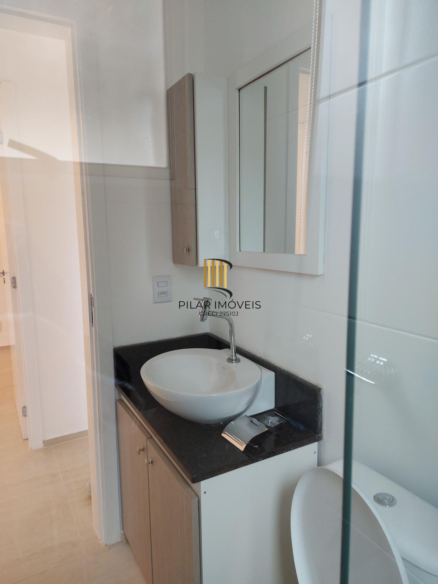 Apartamento 2 dormitórios no bairro Cavalhada