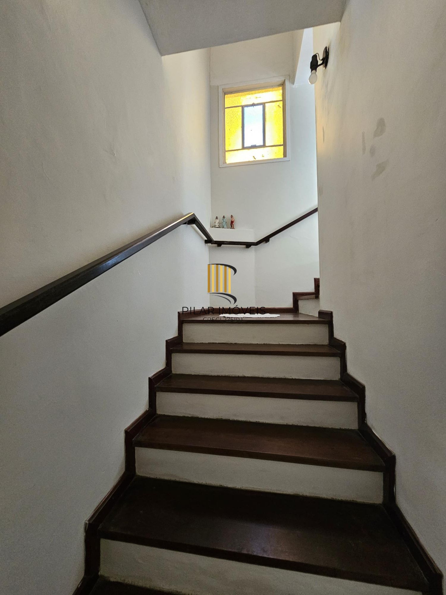 Casa 3 dormitórios no bairro Hípica