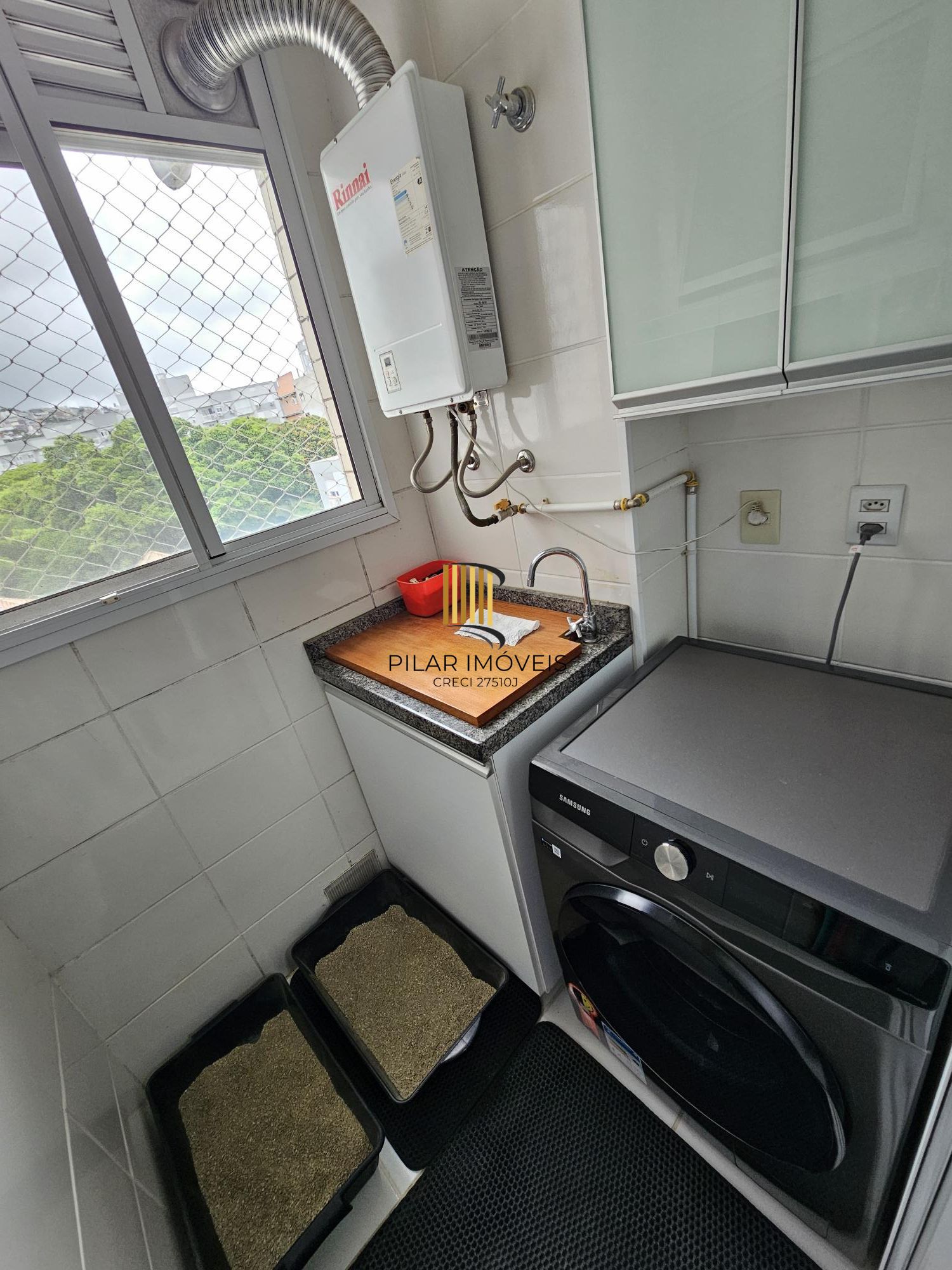 Lindo apartamento 2 dorm com suite e churrasqueira no bairro Cristal!