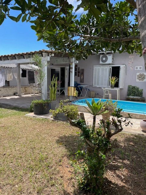 Casa Térrea com 2 Dorms (1 Closet) e Lazer Completo