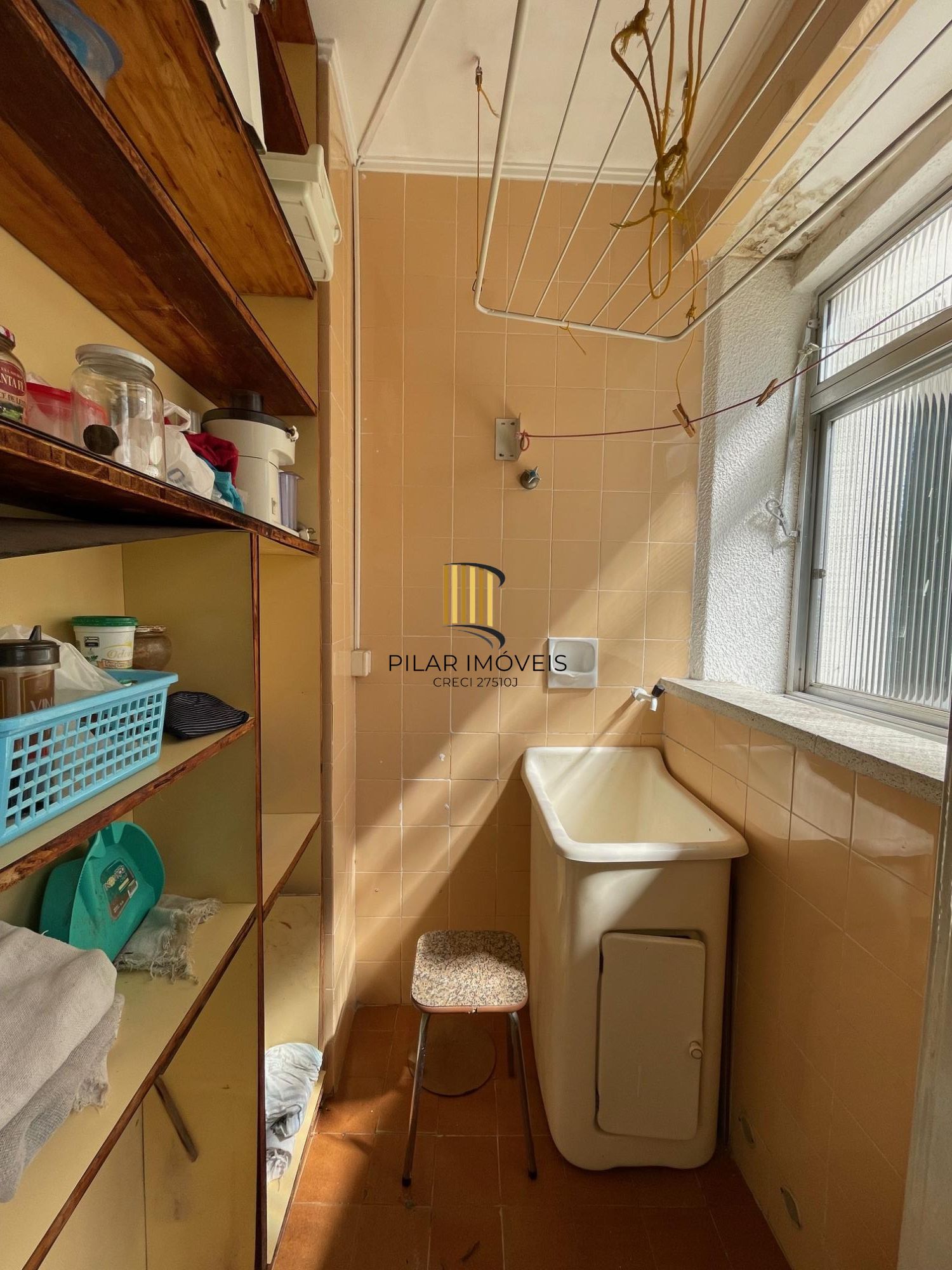 Sol e Conforto no Coração Histórico: Seu Novo Refúgio com 49m²!