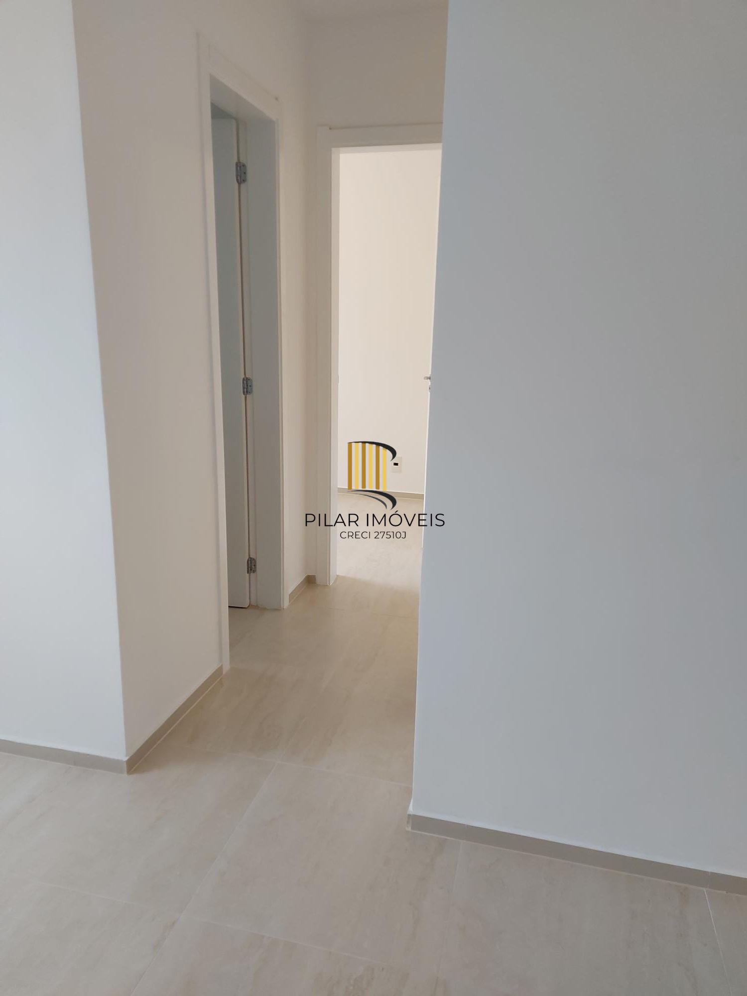 Apartamento 2 dormitórios no bairro Cavalhada