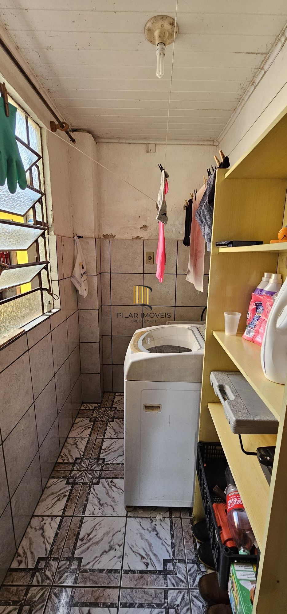 Casa 3 dormitórios no bairro Hípica