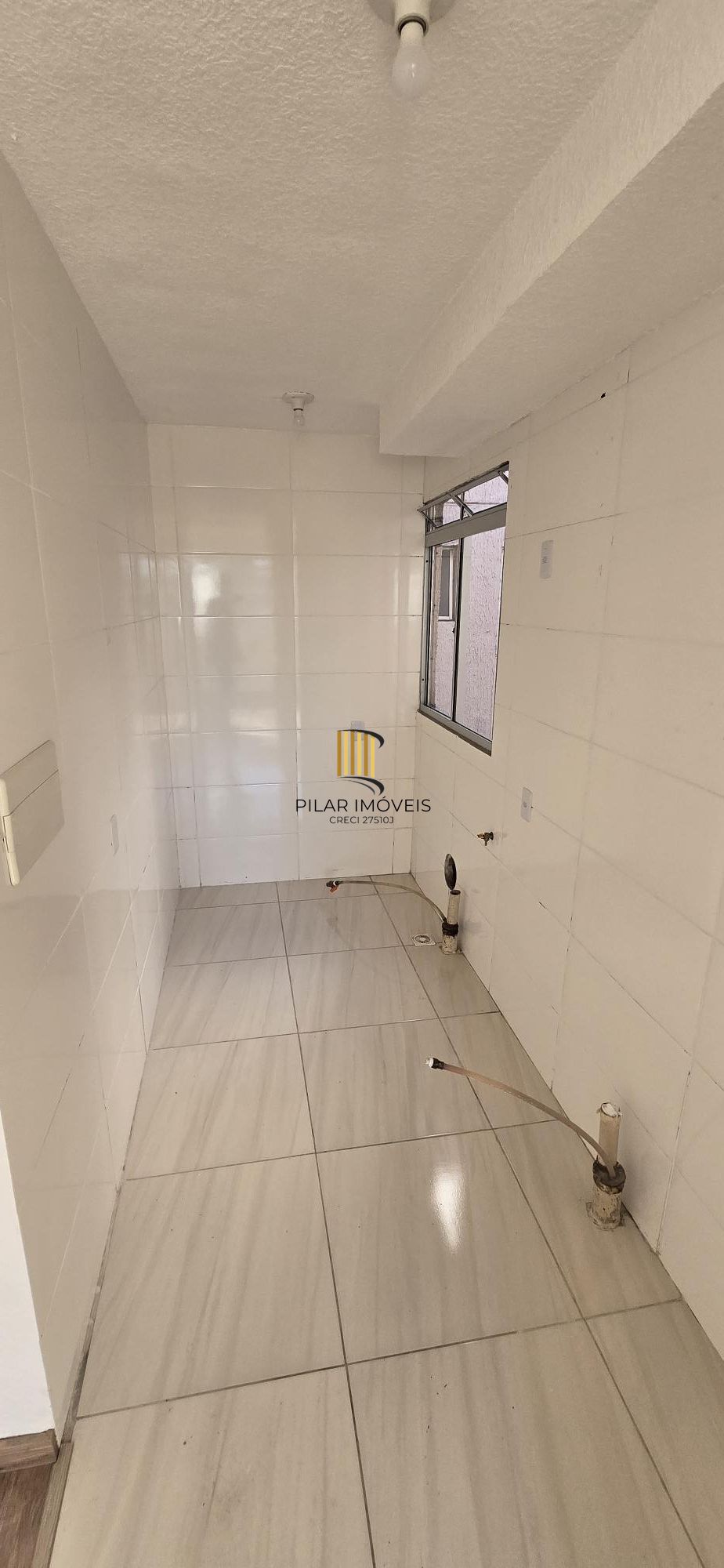 Apartamento para Venda - 40.29m², 2 dormitórios, 1 vaga - Hípica