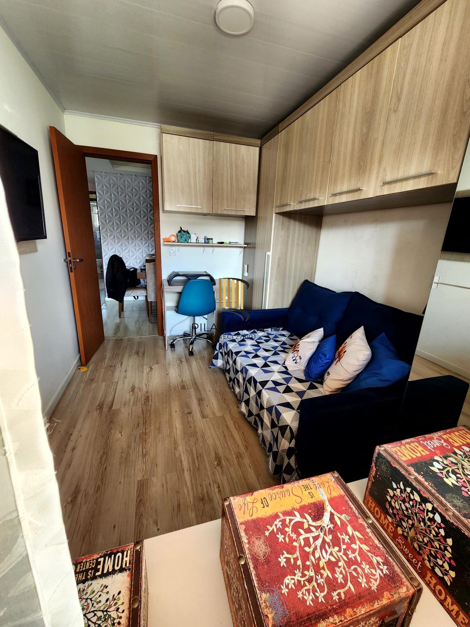 Casa com 2 dormitórios, suíte, piscina e espaço gourmet no Jardim Algarve