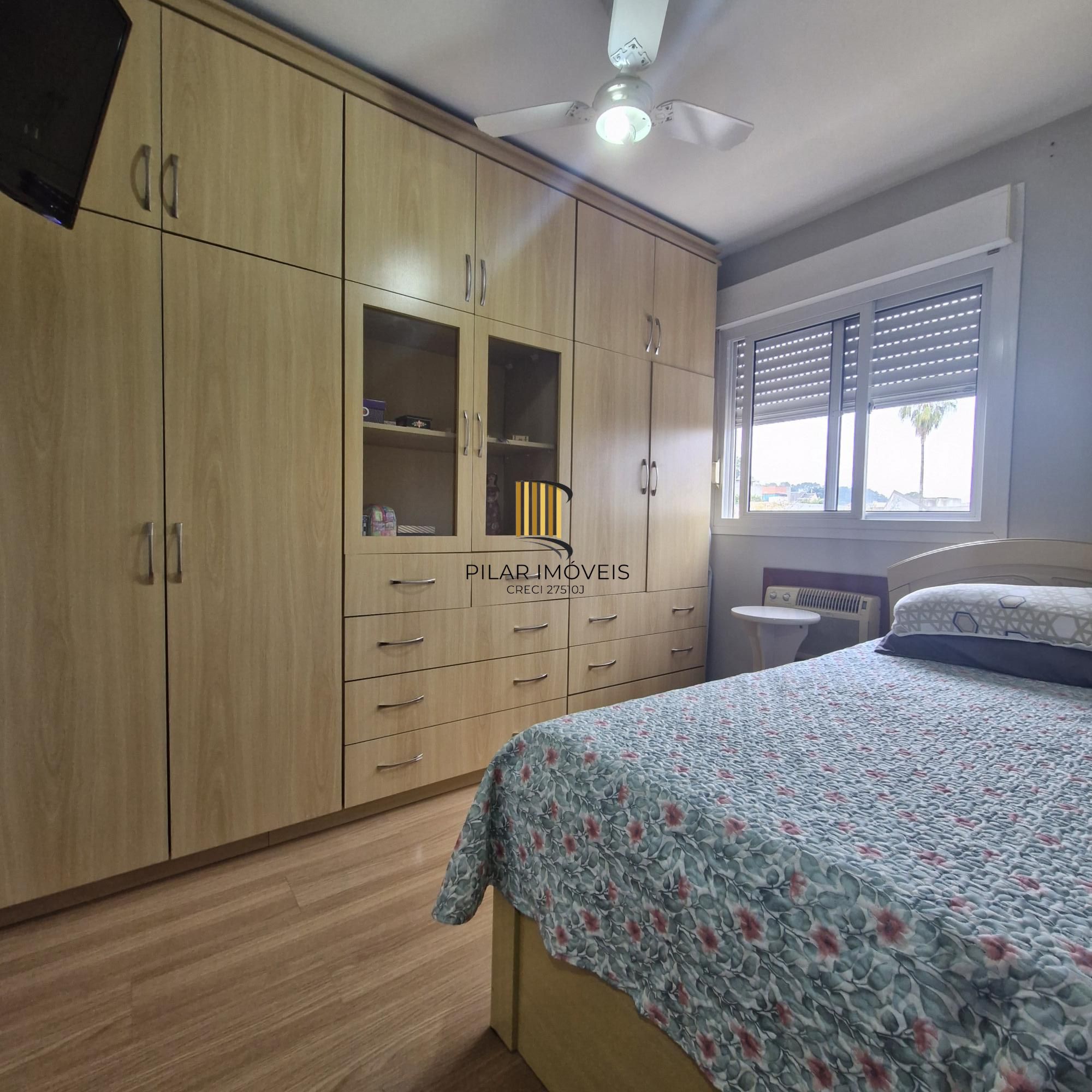 Excelente Apartamento de três dormitórios com suíte e garagem, na Av. Cavalhada, Porto Alegre.