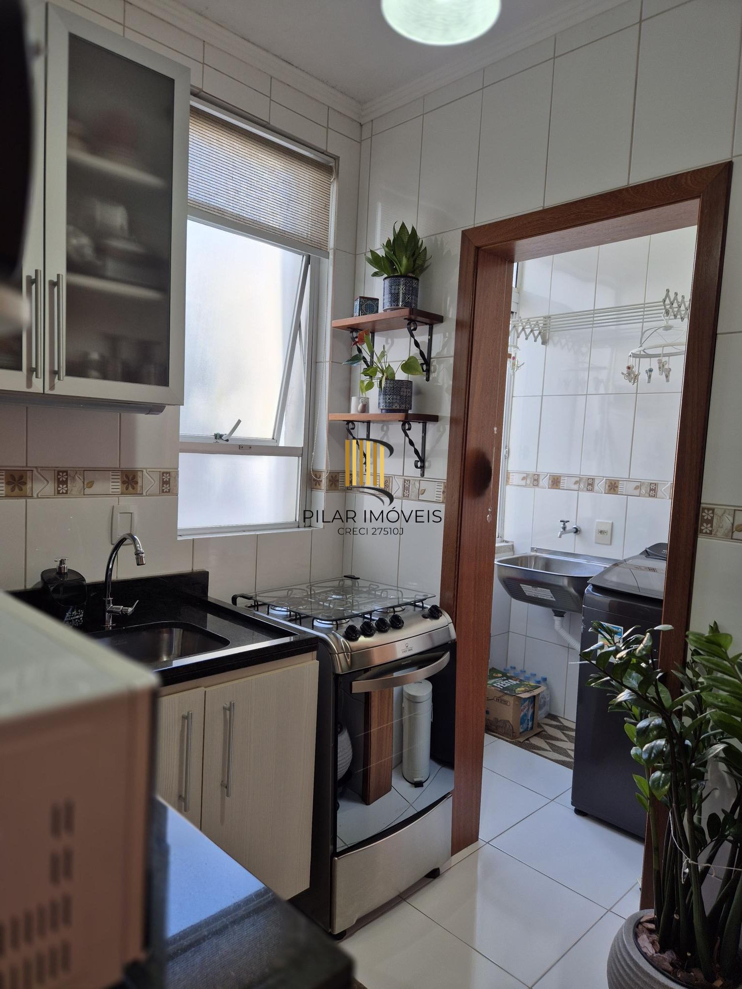 APARTAMENTO COM SUITE NO CONDOMÍNIO EDIFÍCIO MARQUES DE OLINDA