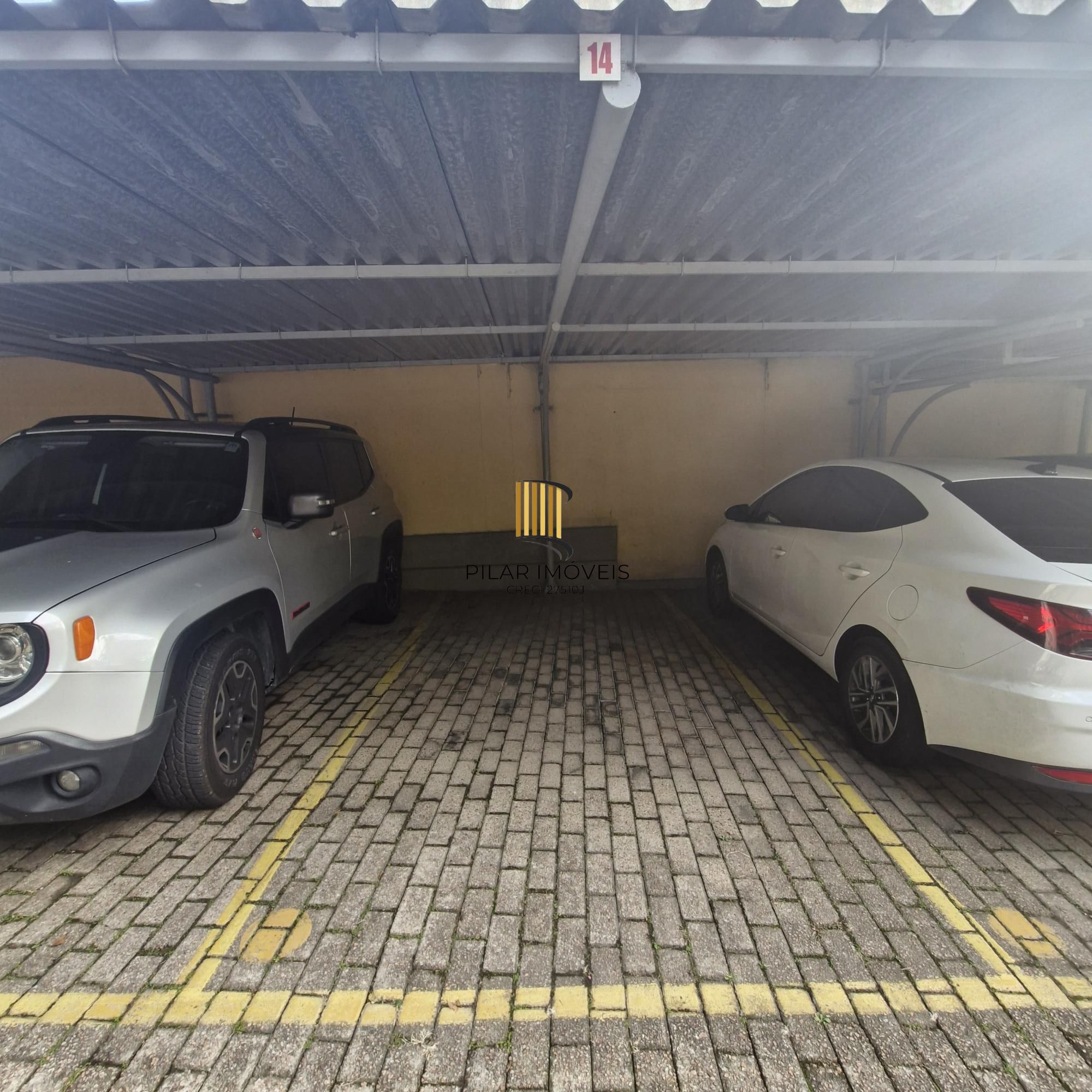 Excelente Apartamento de três dormitórios com suíte e garagem, na Av. Cavalhada, Porto Alegre.