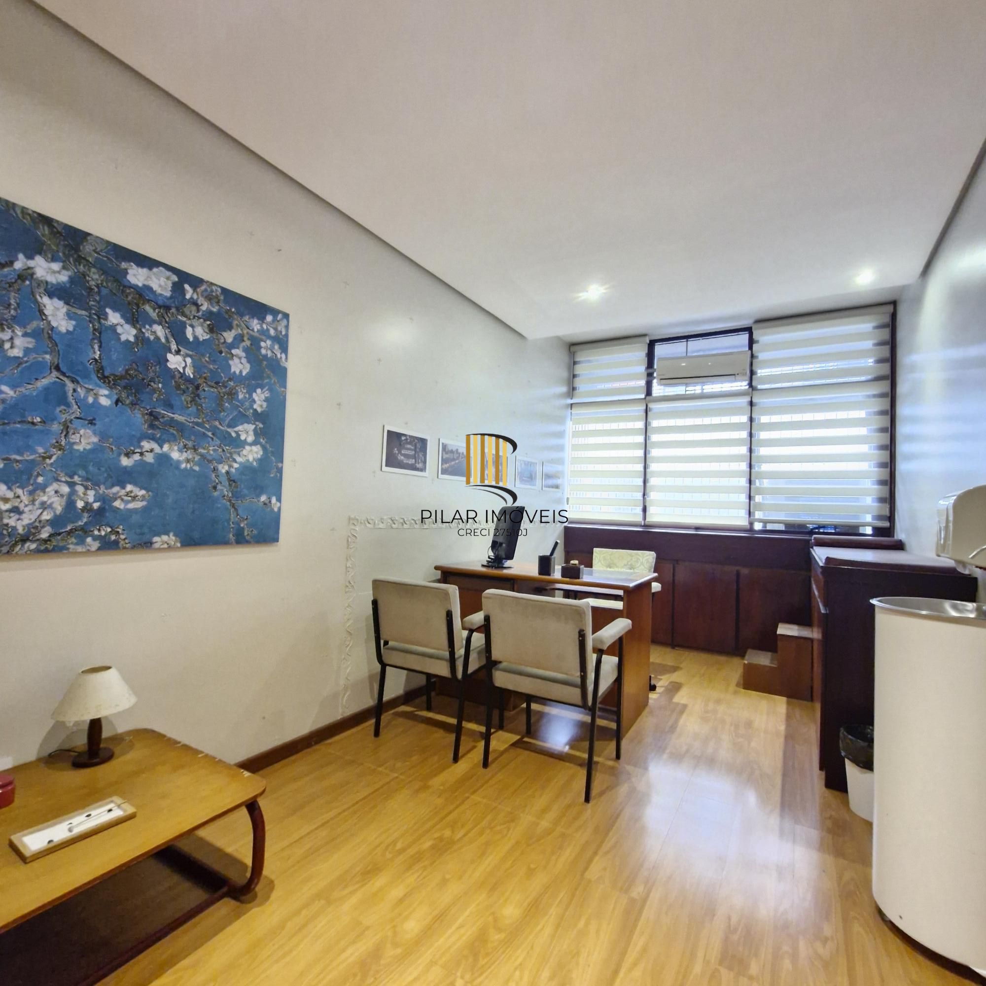Excelente sala comercial na Rua Cel. Bordini, Auxiliadora, Porto Alegre.